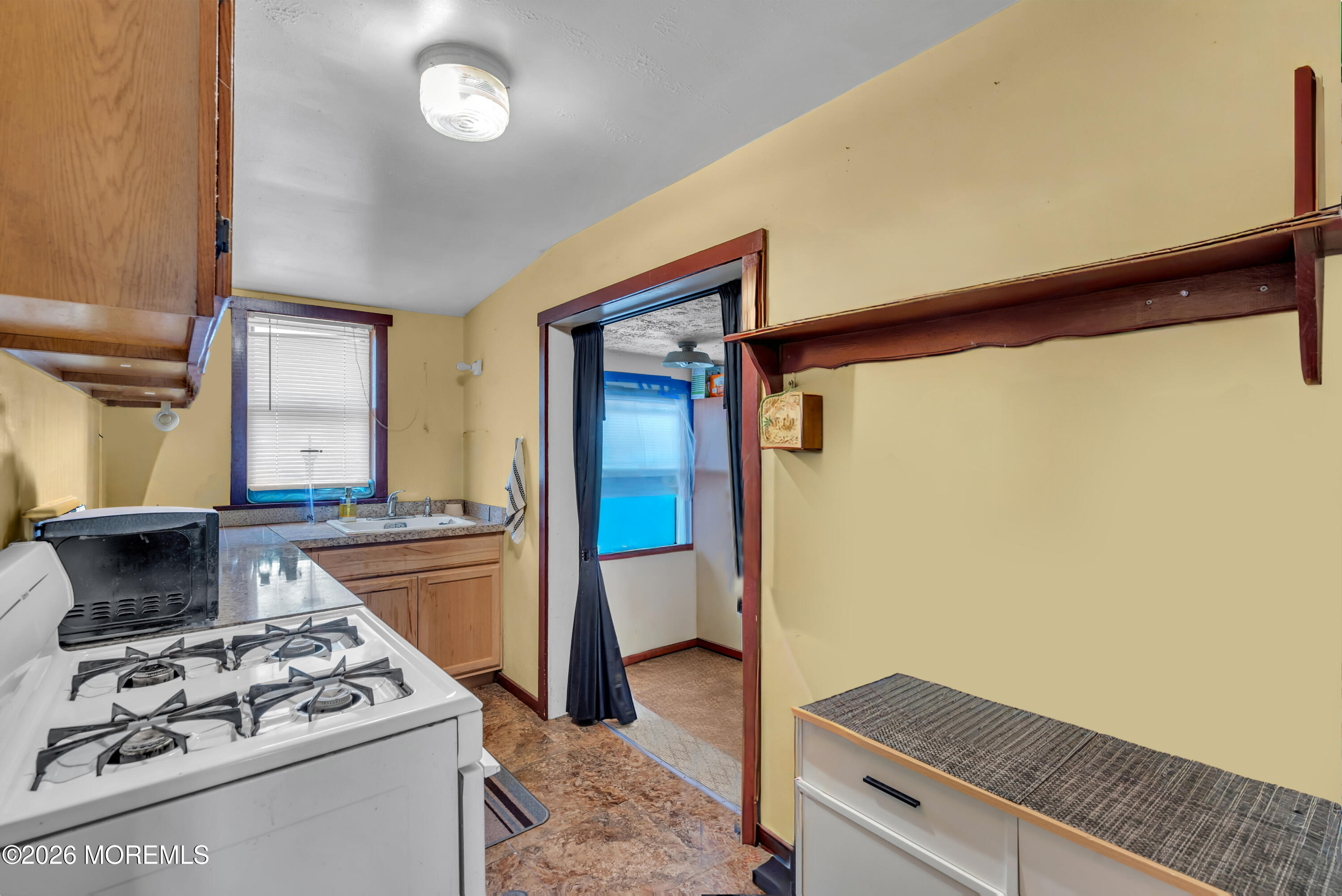 33 Wintergreen Avenue