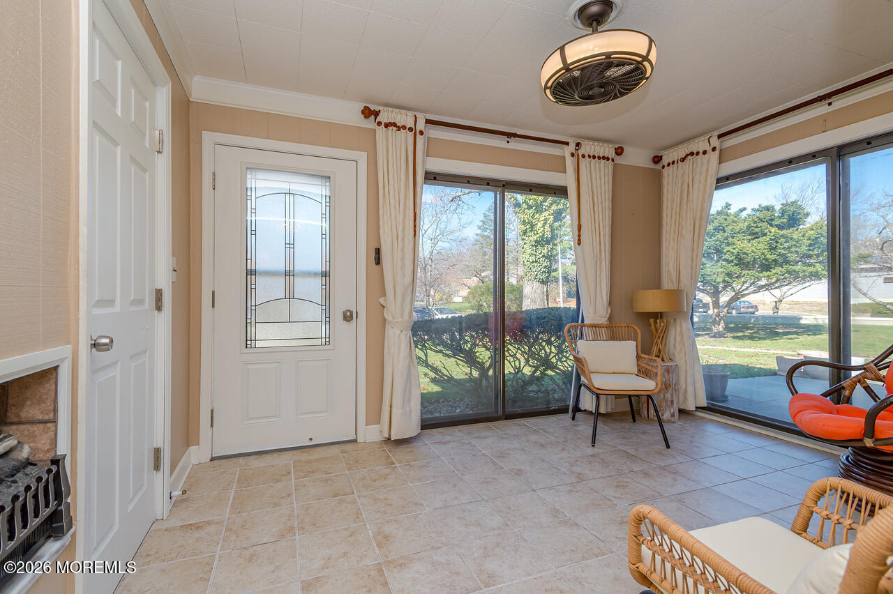 122 Manchester Court