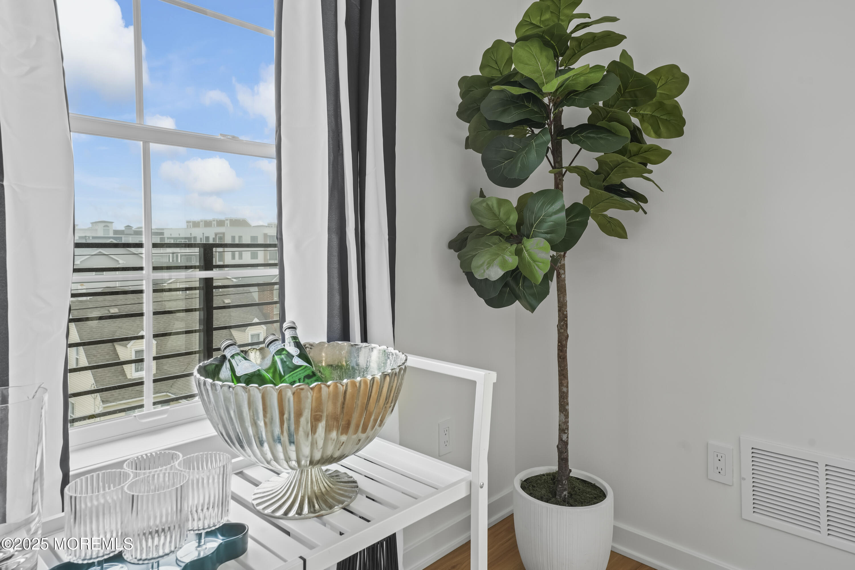 33 Hamilton Avenue Unit 7