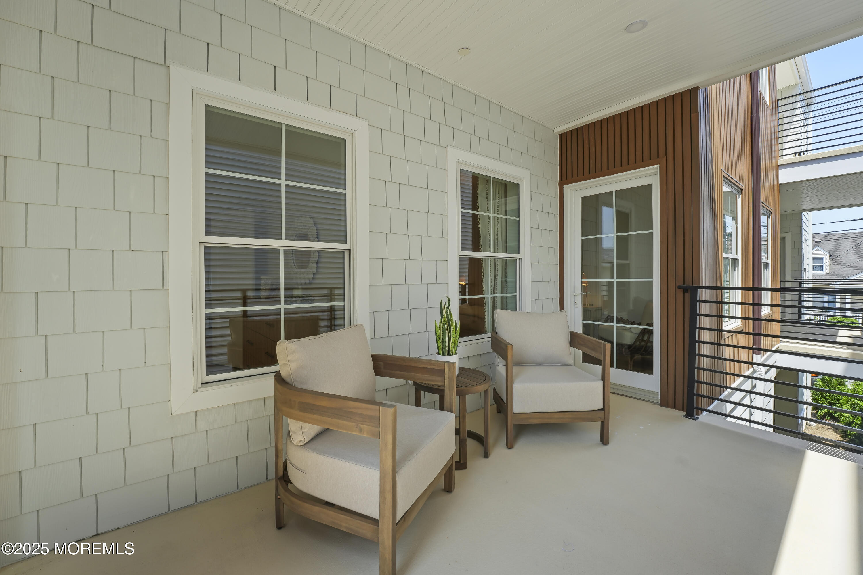 33 Hamilton Avenue Unit 2