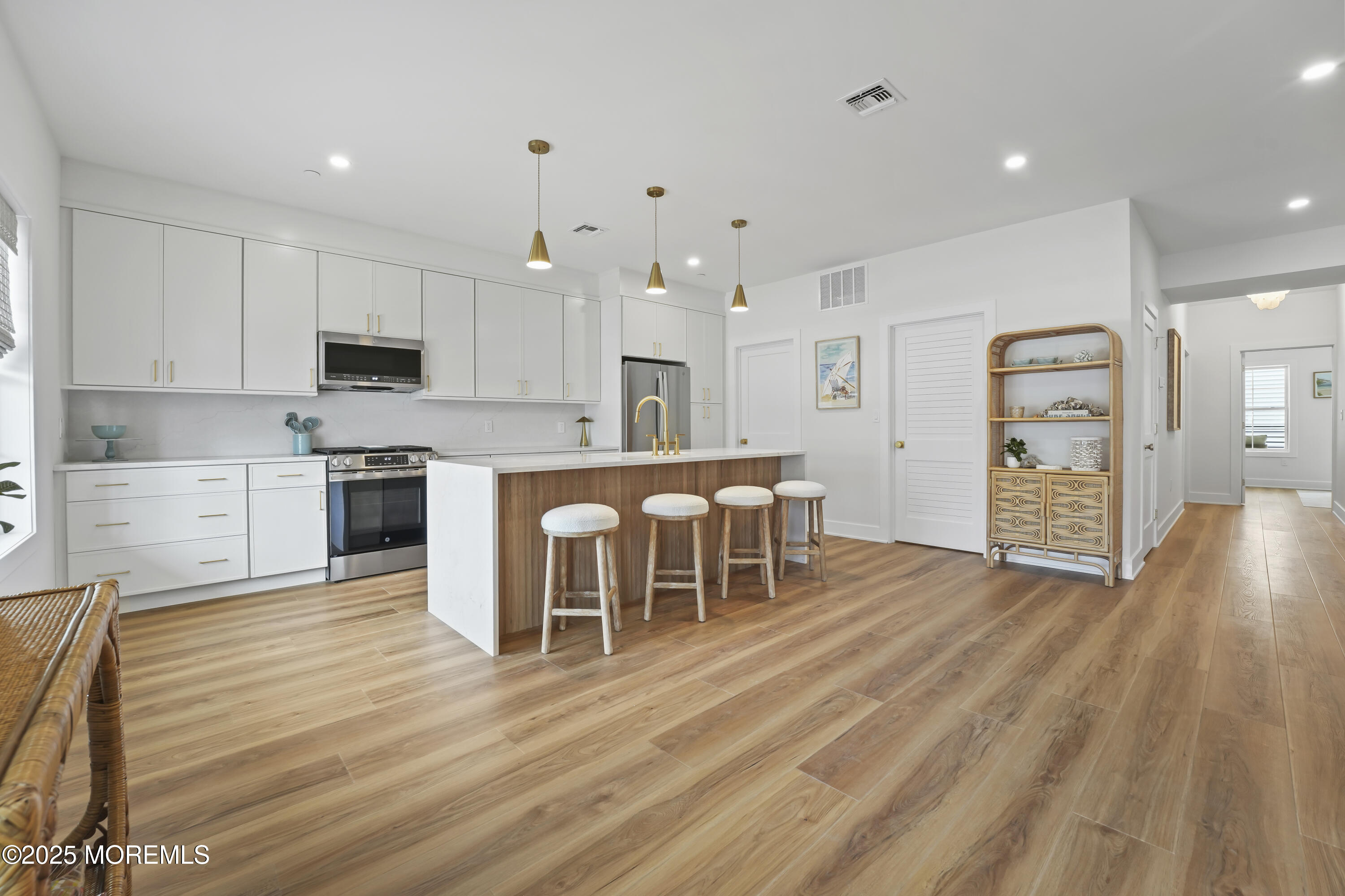 33 Hamilton Avenue Unit 2