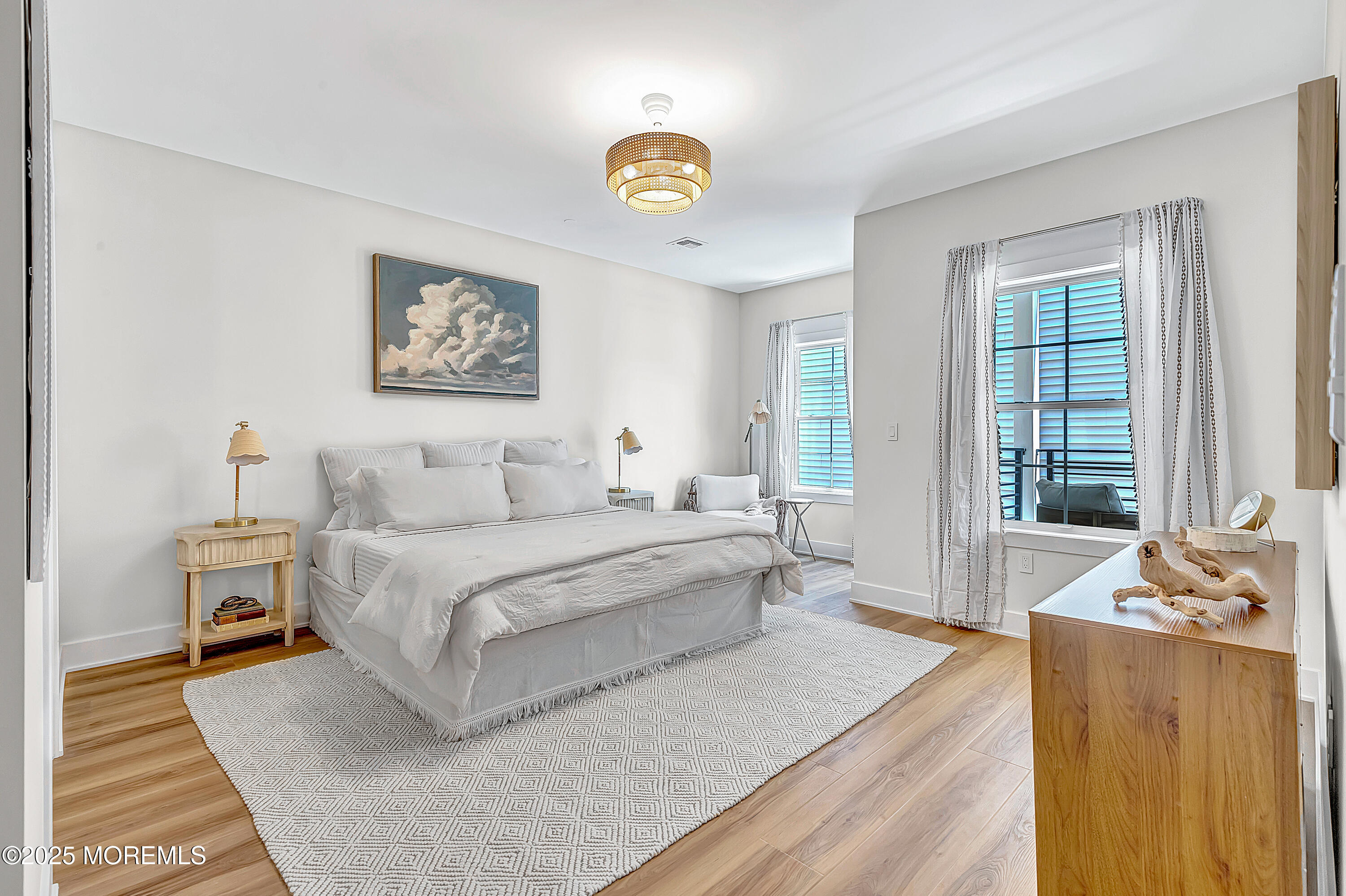 33 Hamilton Avenue Unit 2