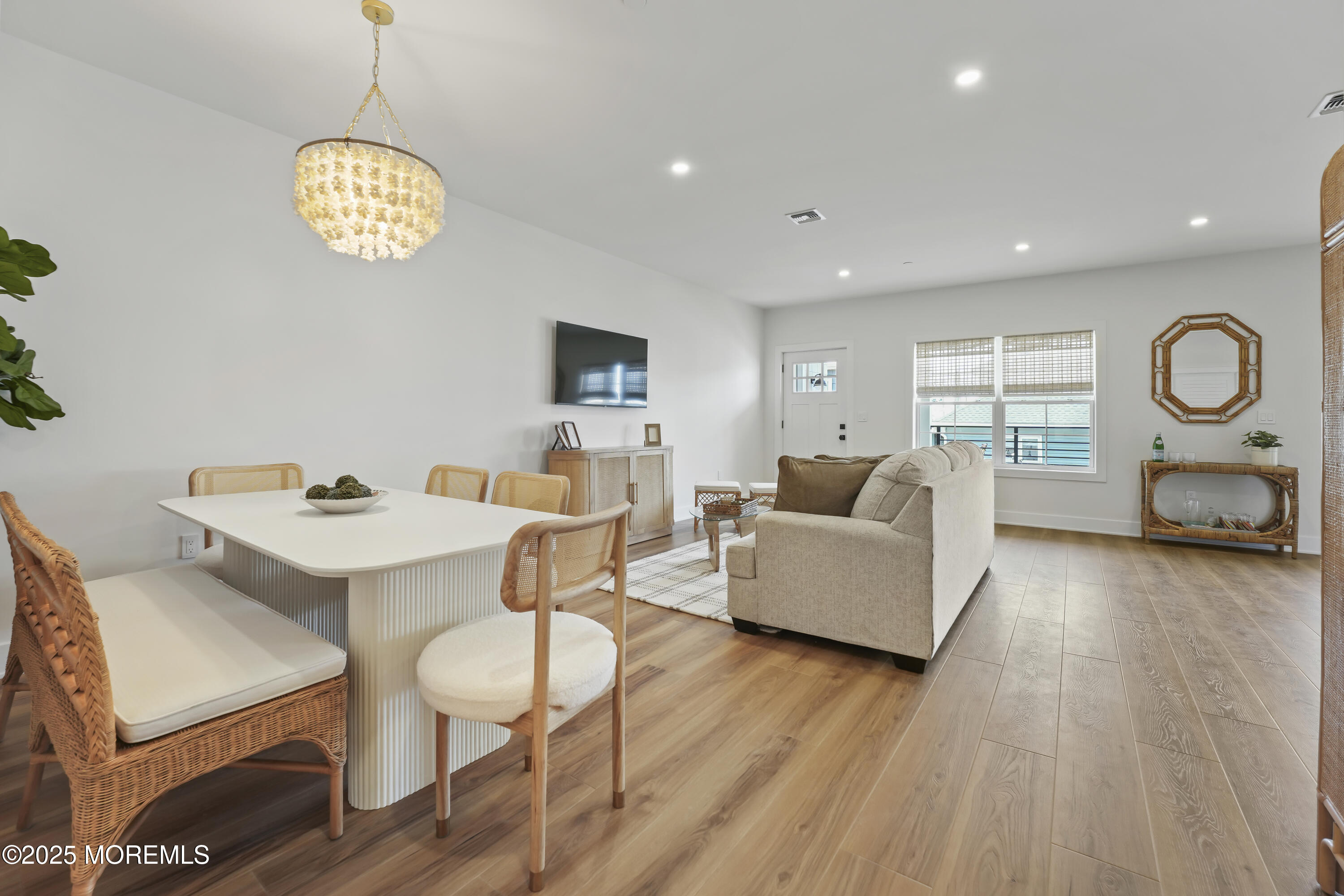 33 Hamilton Avenue Unit 3