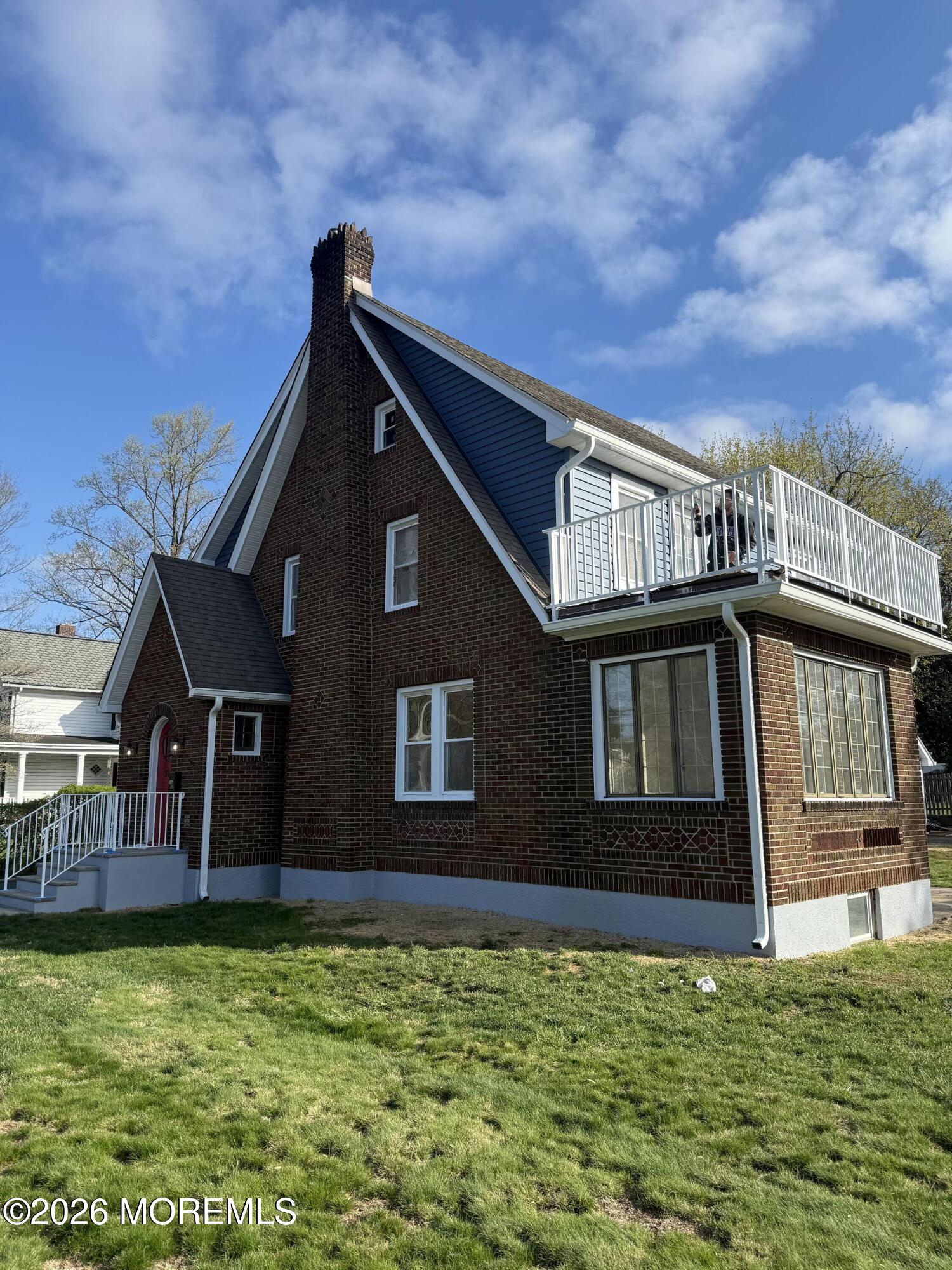 310 Branch Avenue