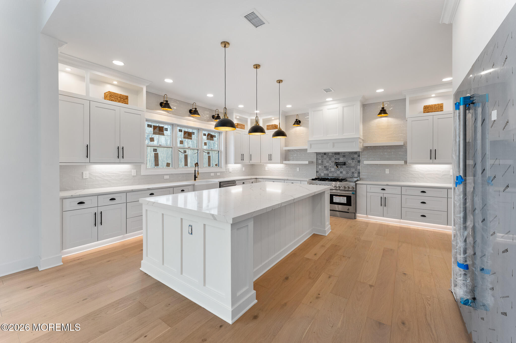 76 Back Bone Hill Road