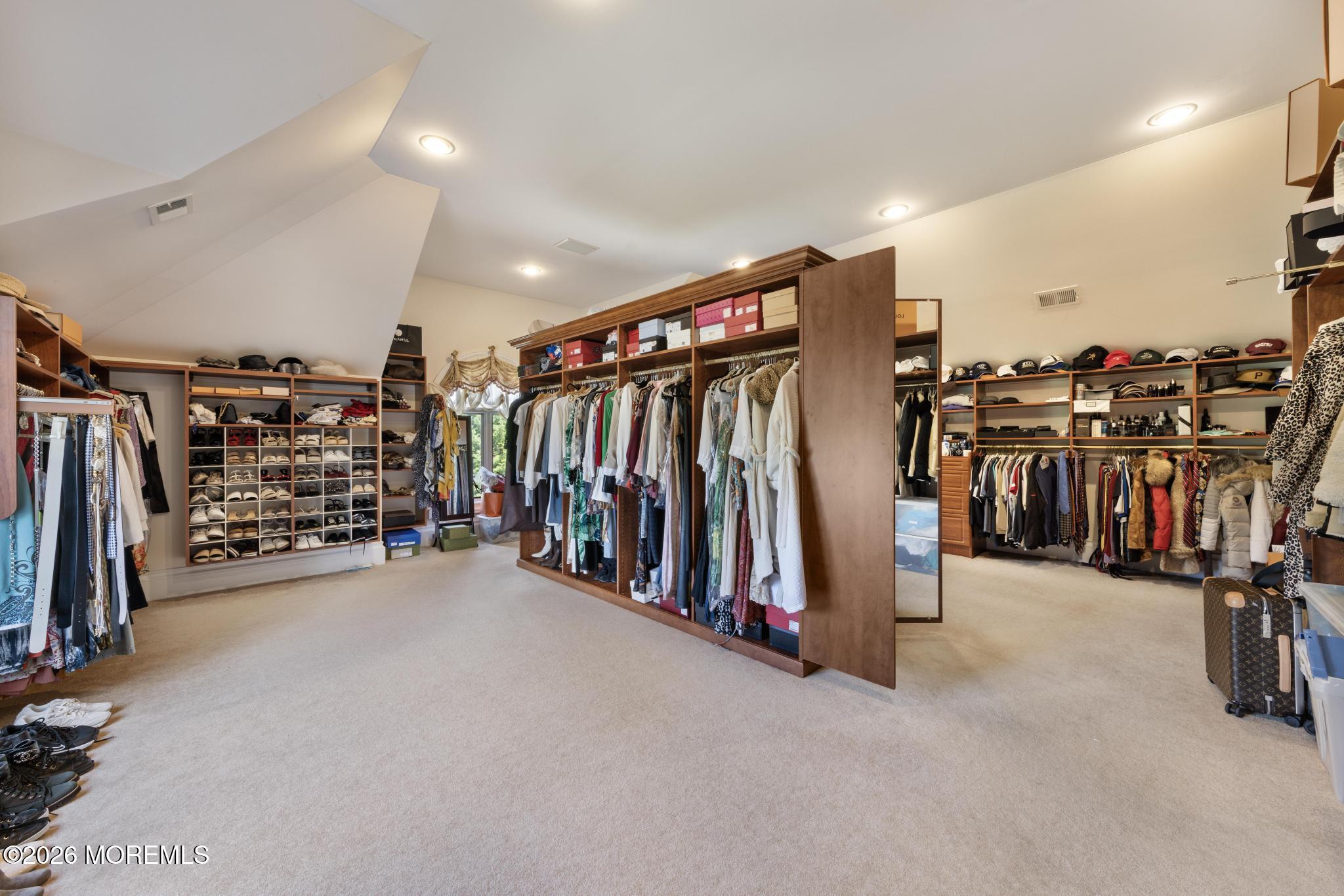 15 Deputy Minister Drive