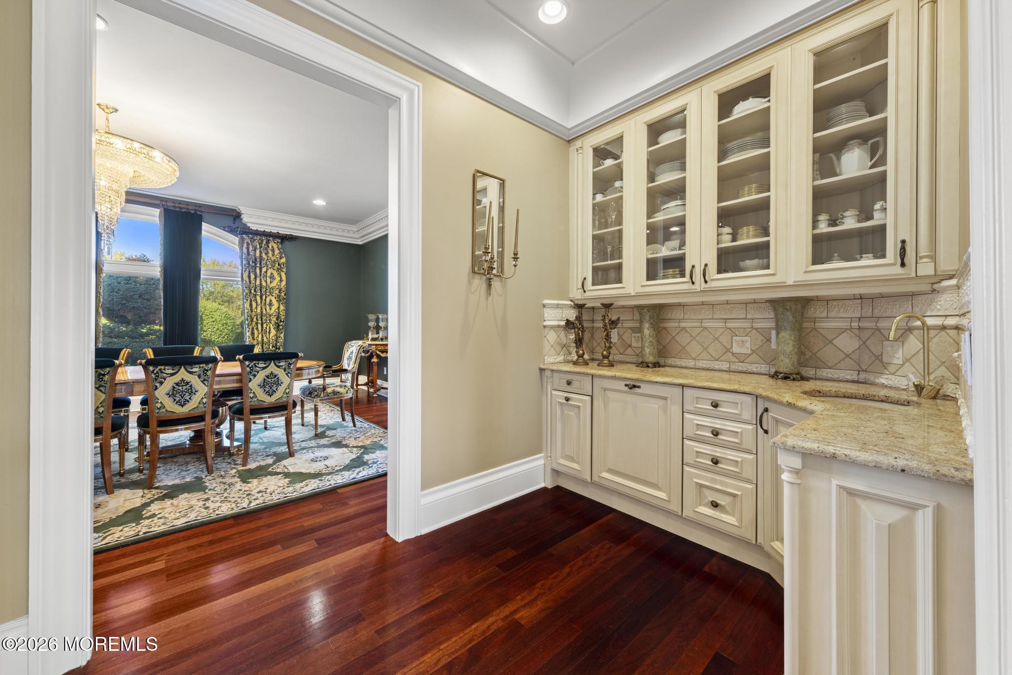 15 Deputy Minister Drive