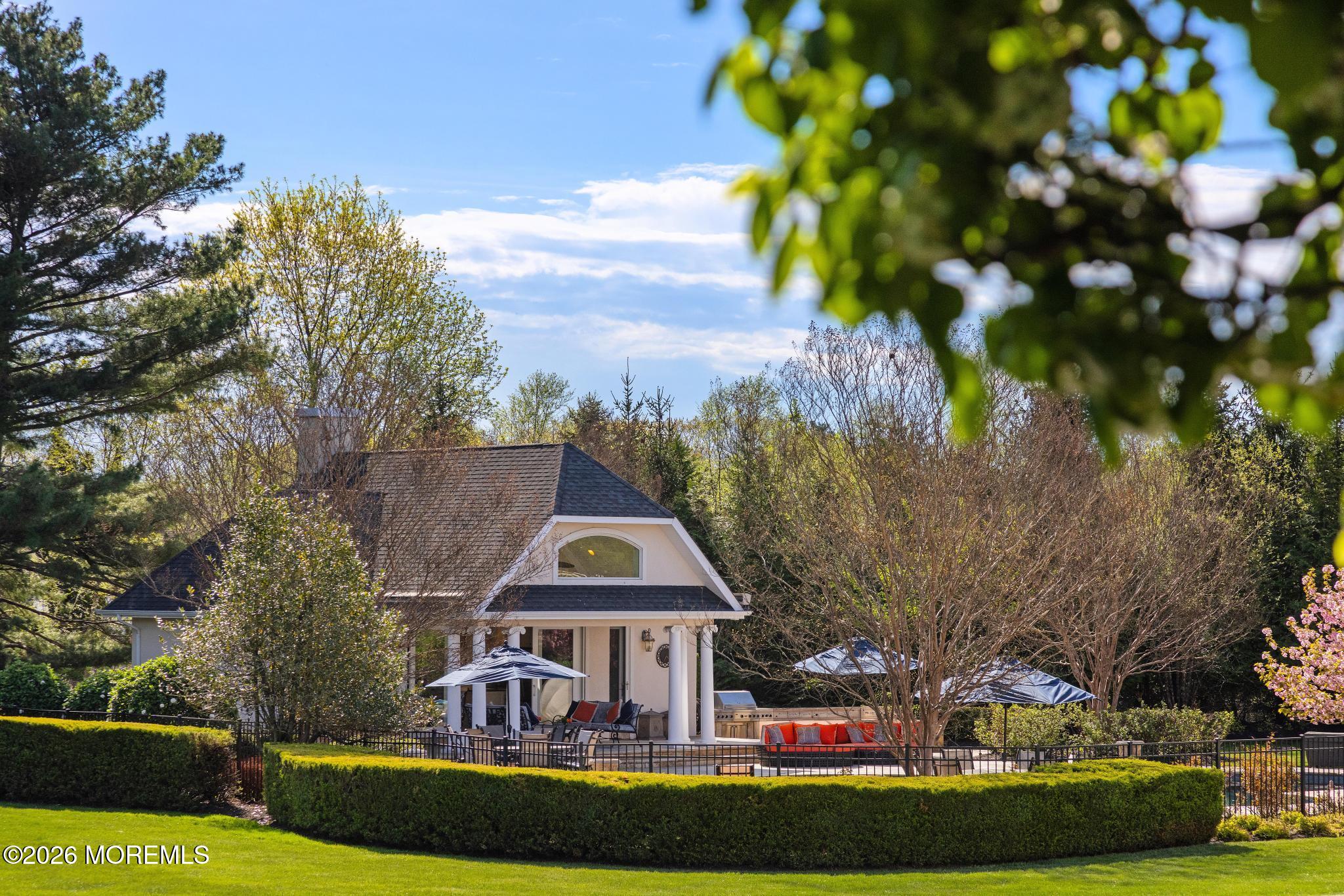 15 Deputy Minister Drive