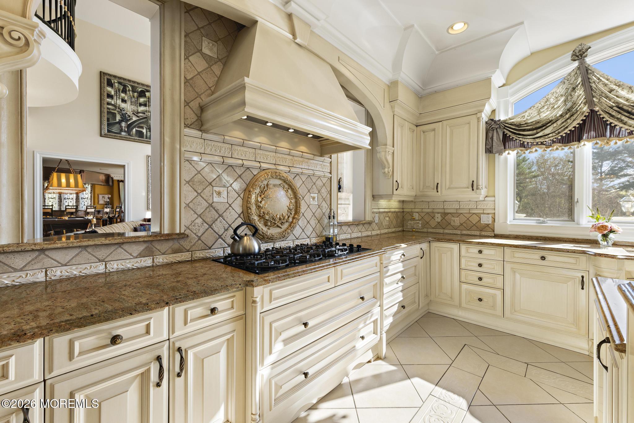 15 Deputy Minister Drive