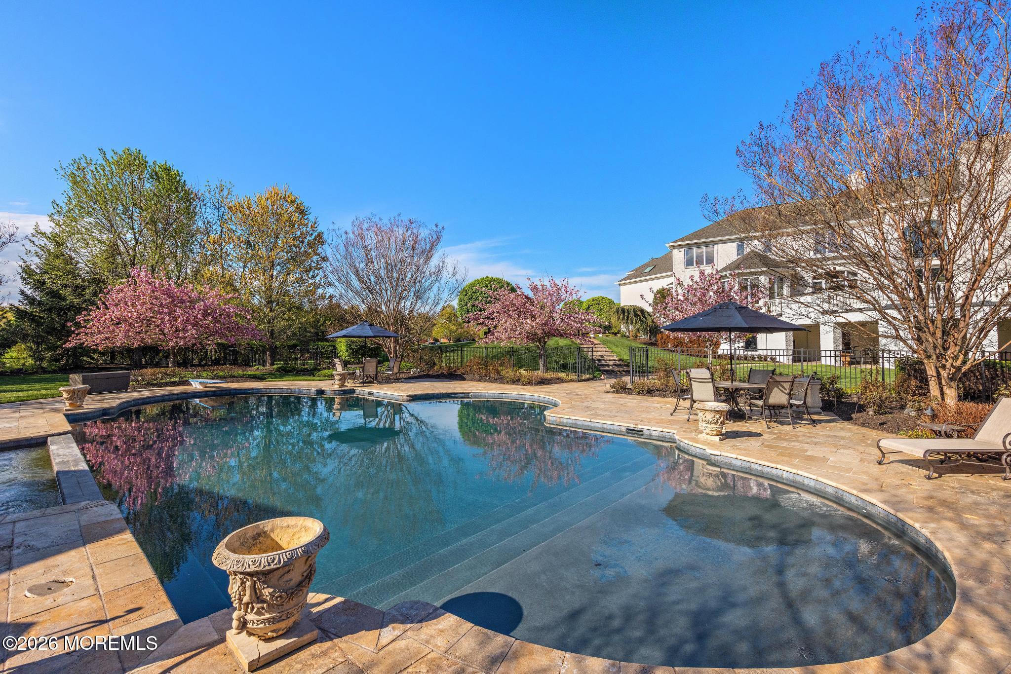 15 Deputy Minister Drive