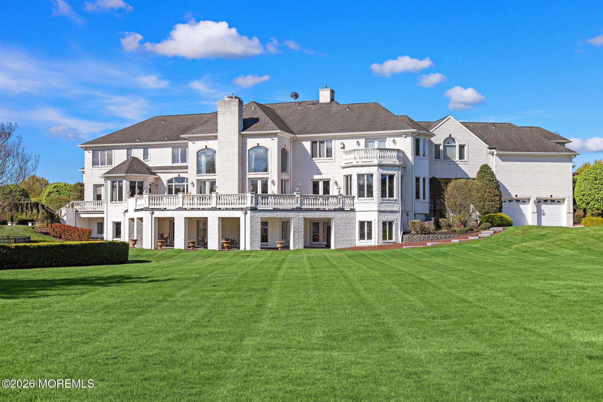 15 Deputy Minister Drive