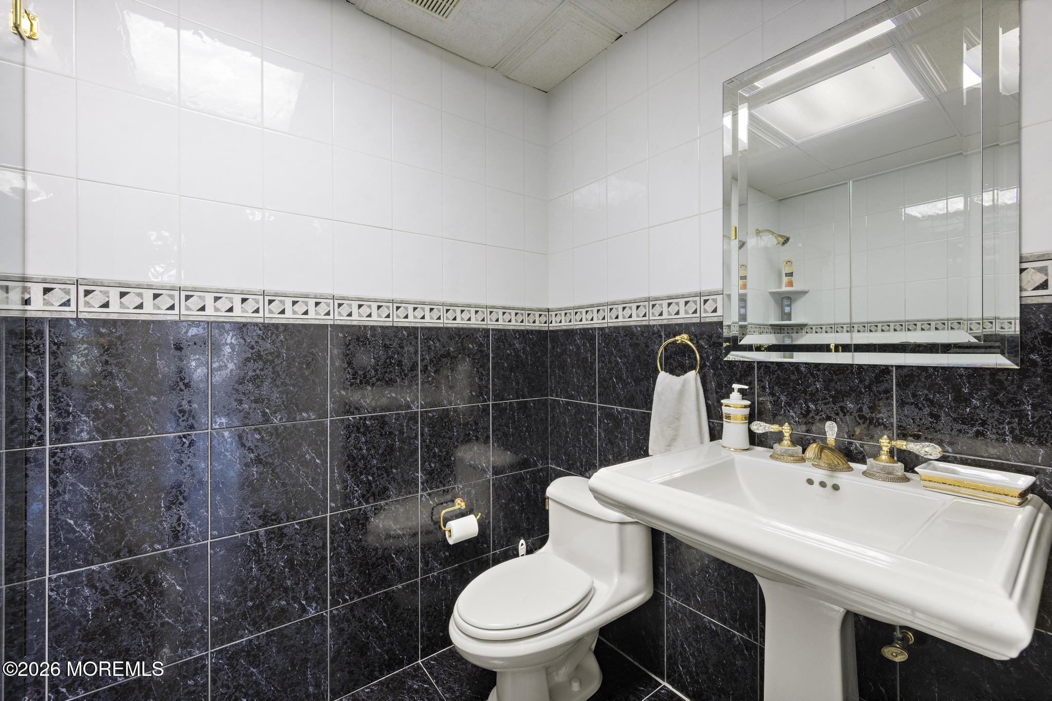 15 Deputy Minister Drive