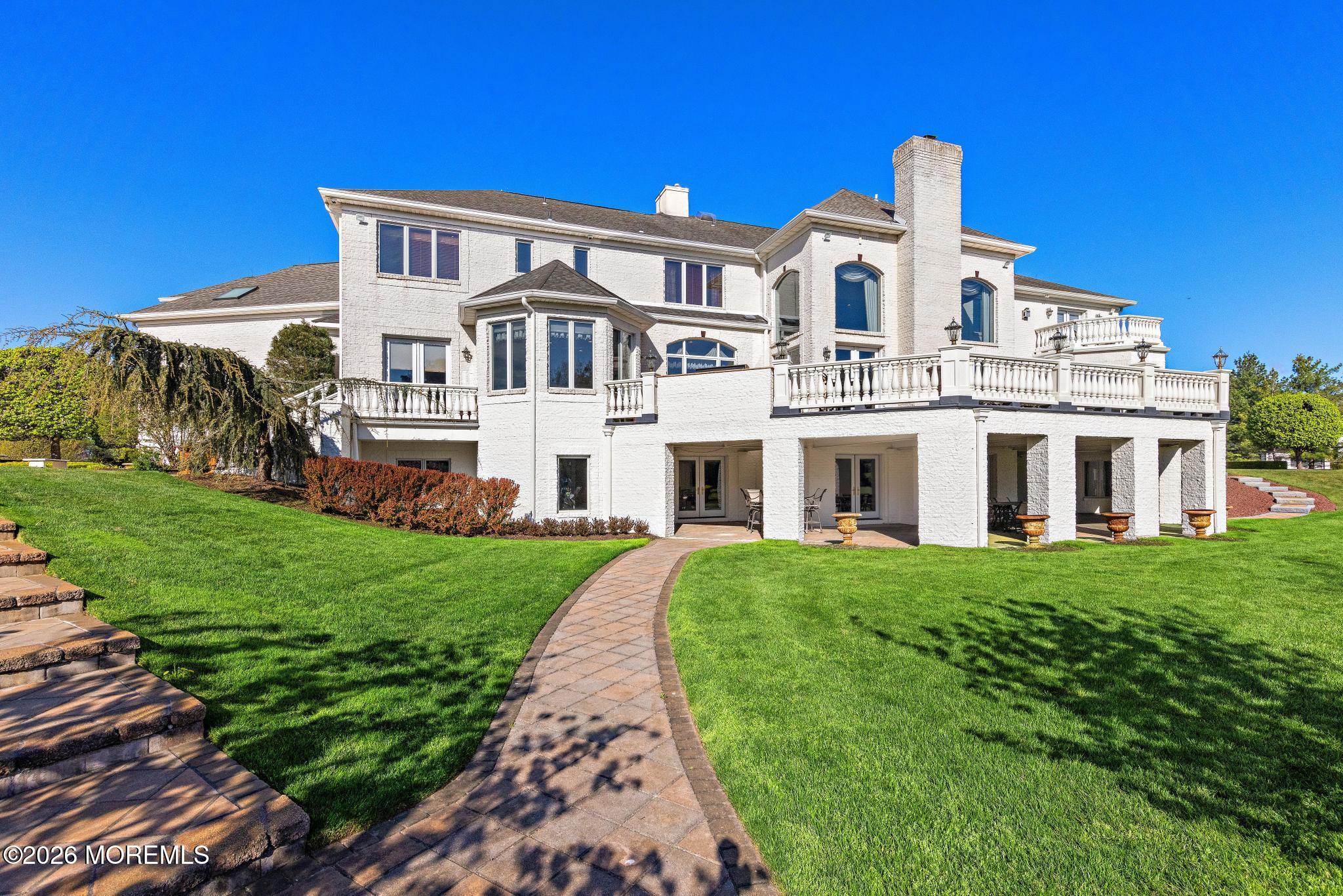 15 Deputy Minister Drive