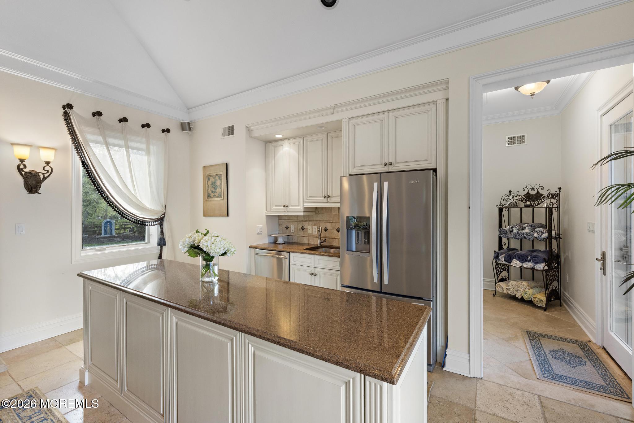 15 Deputy Minister Drive