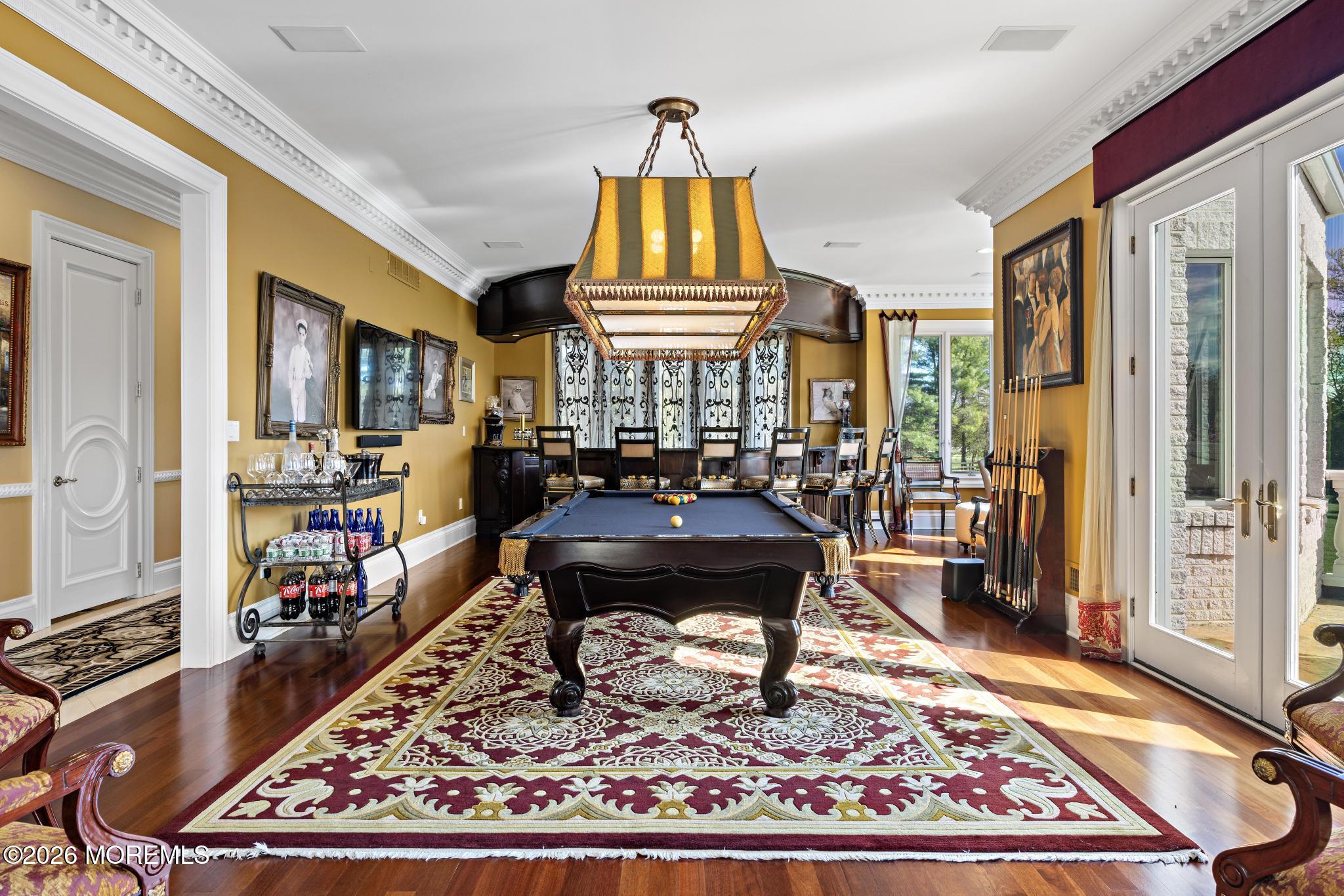 15 Deputy Minister Drive