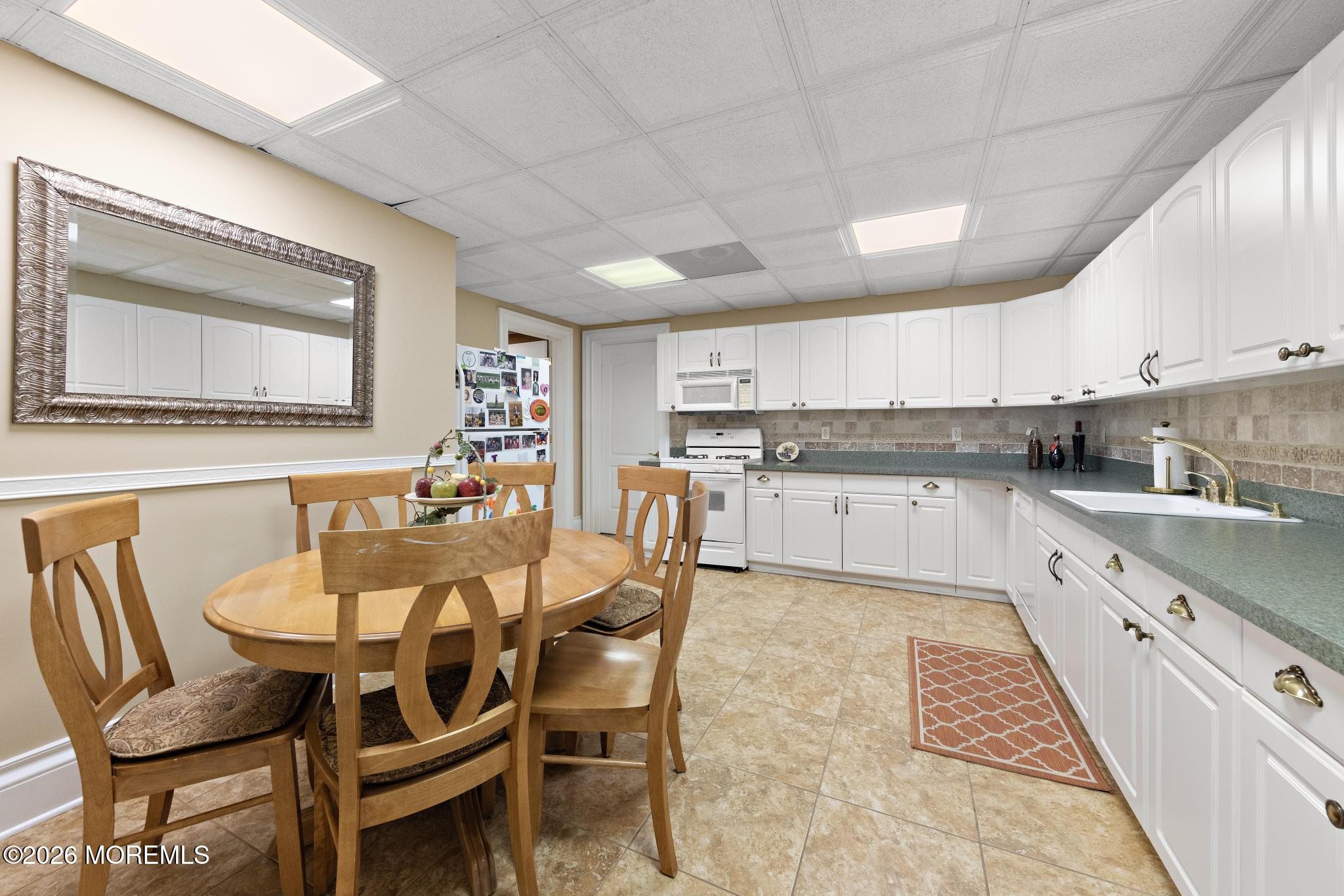 15 Deputy Minister Drive