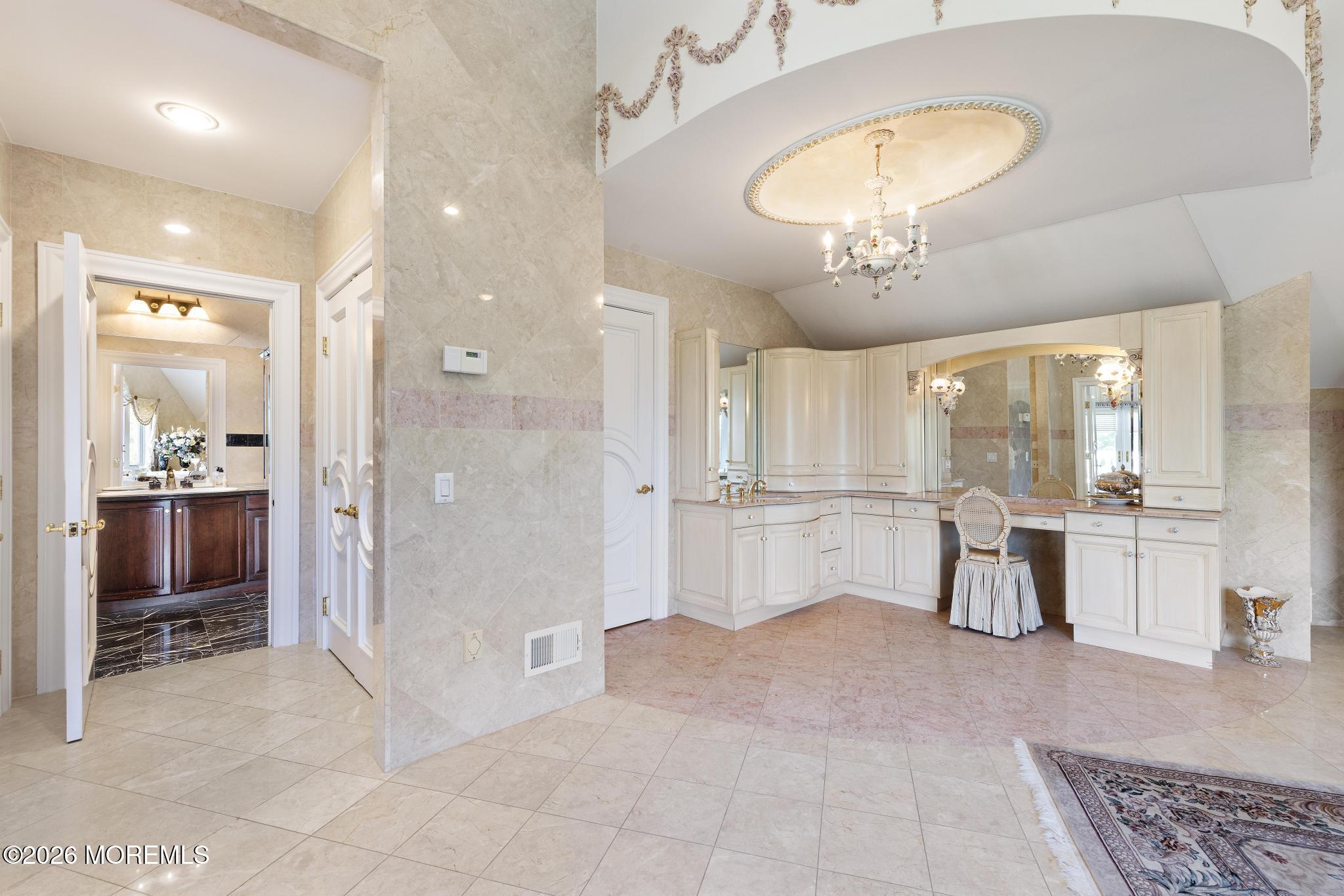 15 Deputy Minister Drive