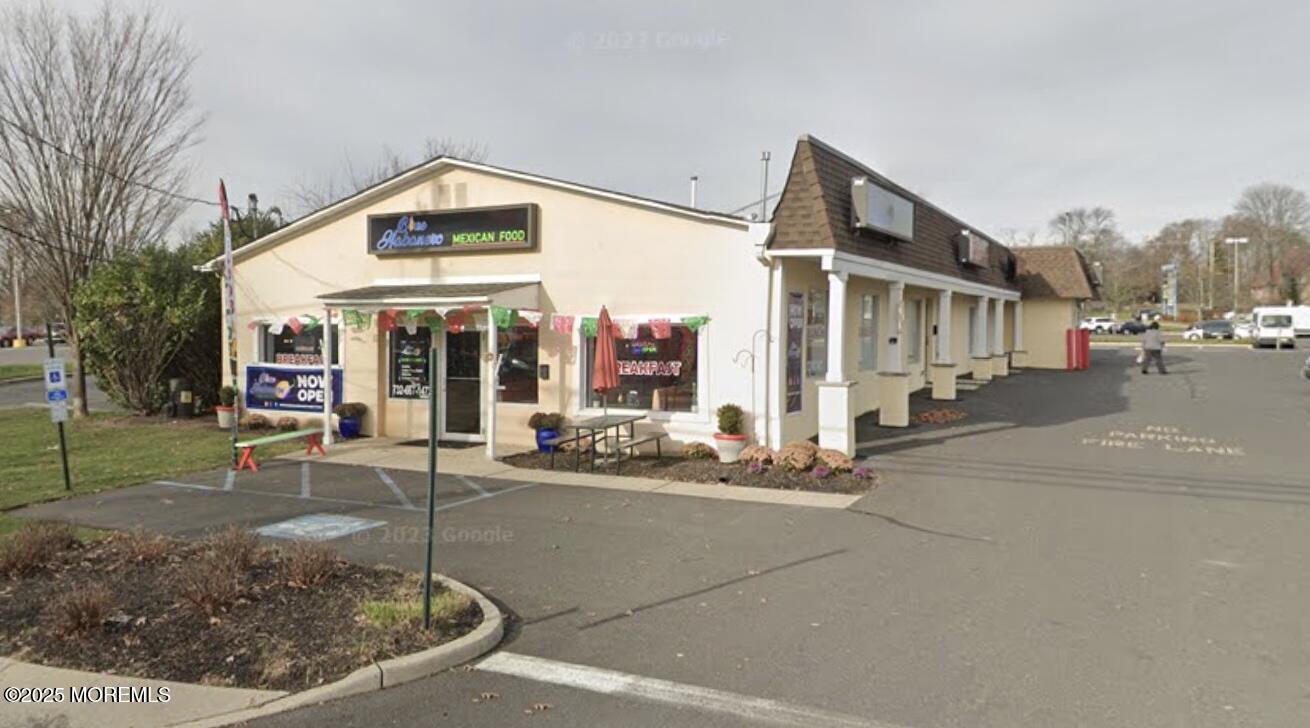 308 W Sylvania Avenue