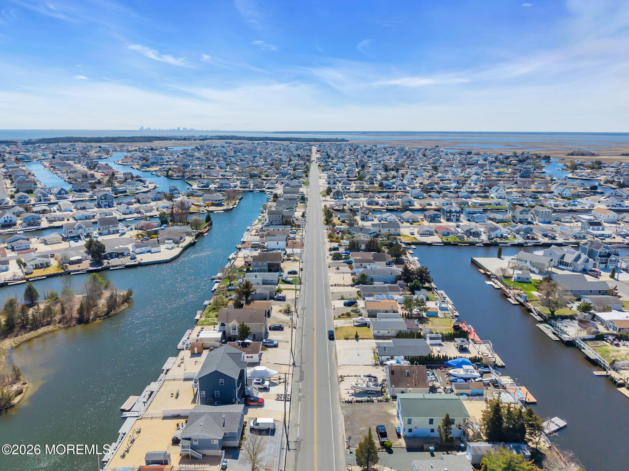 413 Twin Lakes Boulevard