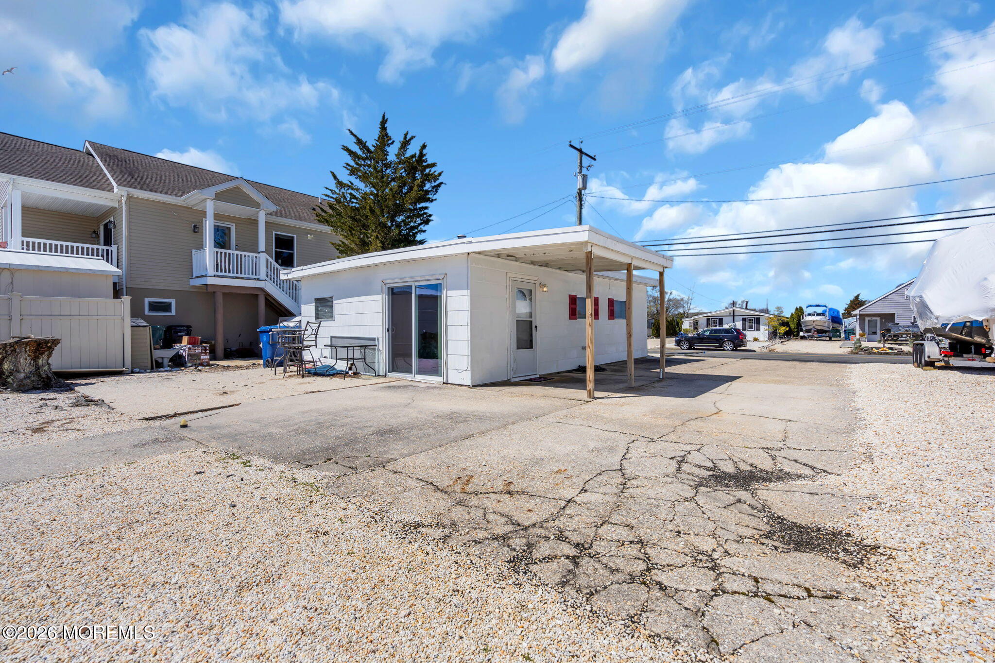 413 Twin Lakes Boulevard