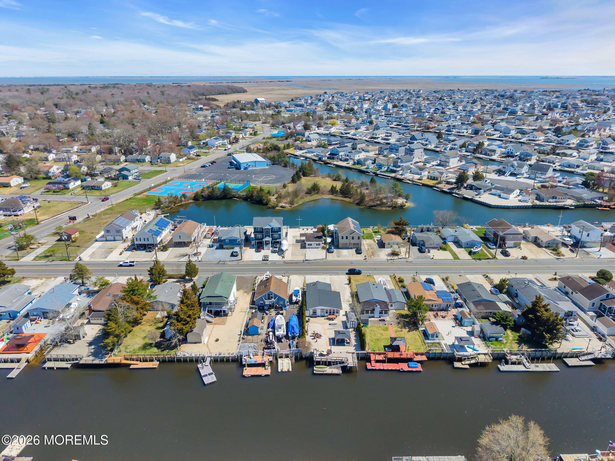 413 Twin Lakes Boulevard