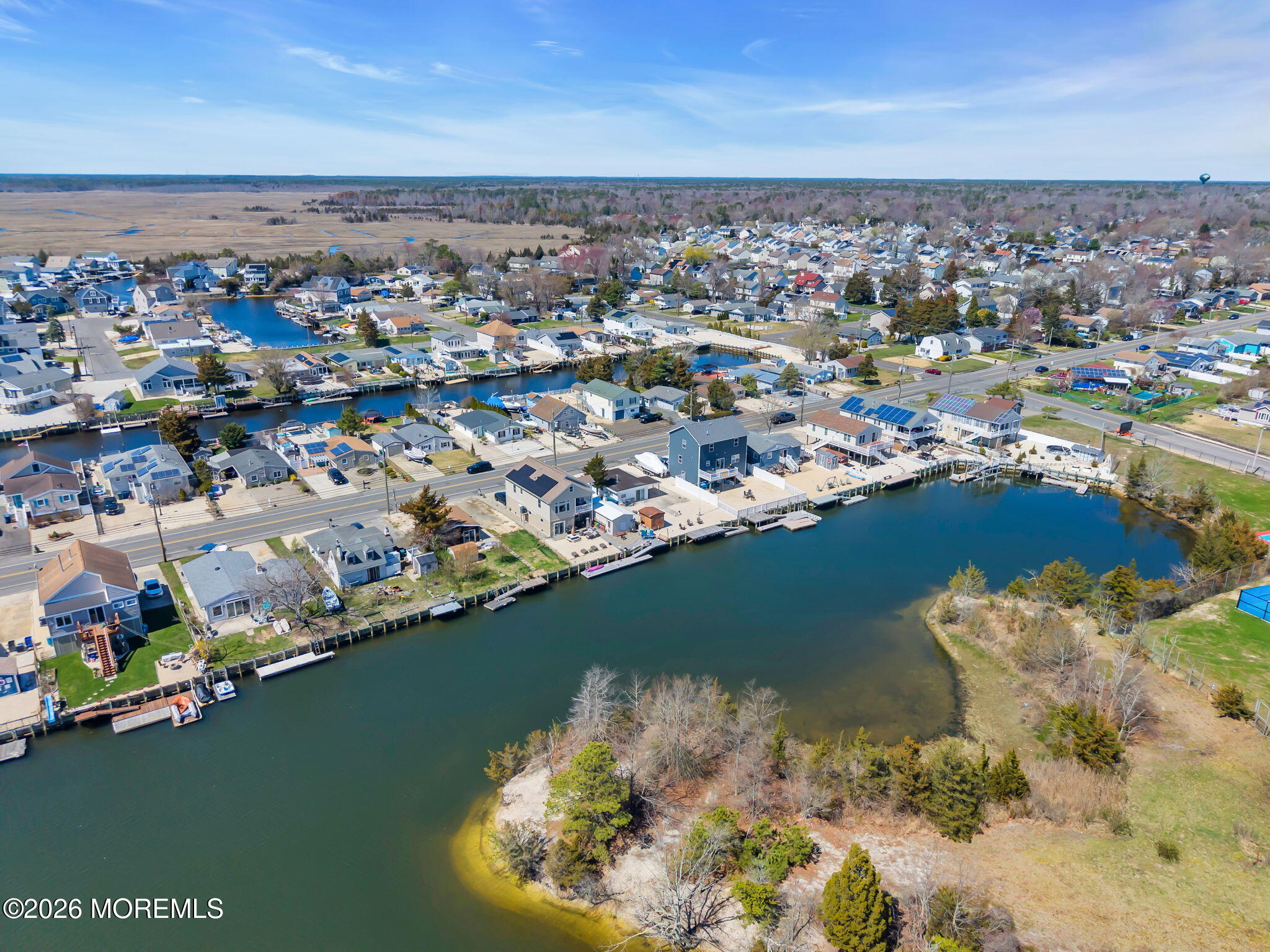 413 Twin Lakes Boulevard