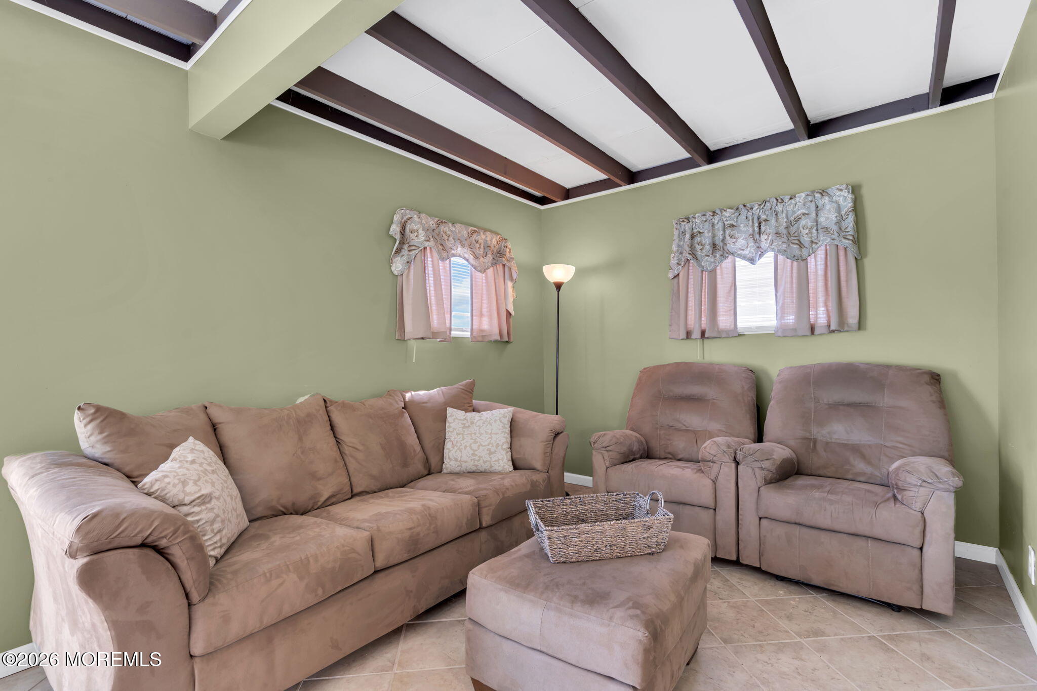 413 Twin Lakes Boulevard