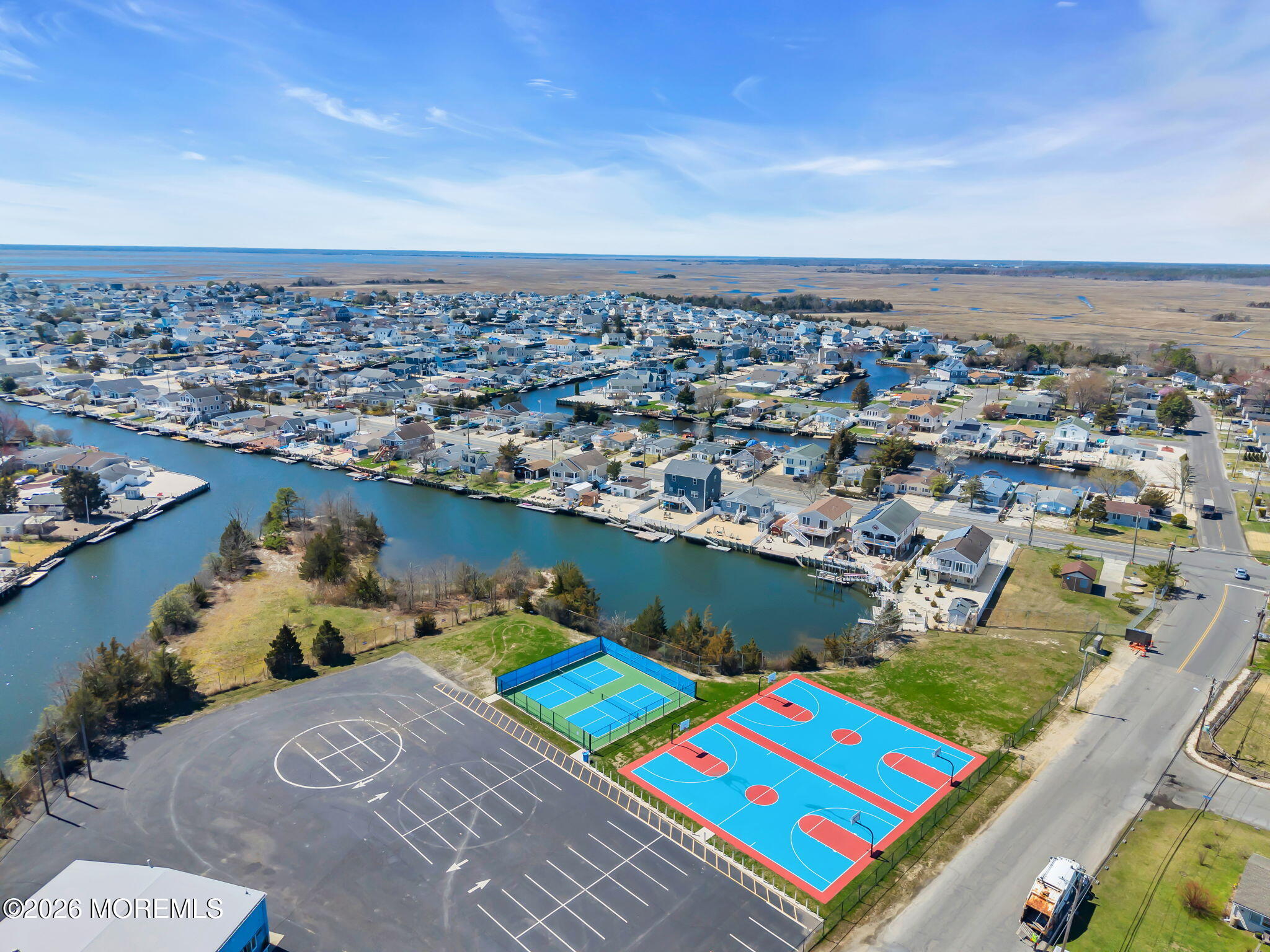 413 Twin Lakes Boulevard