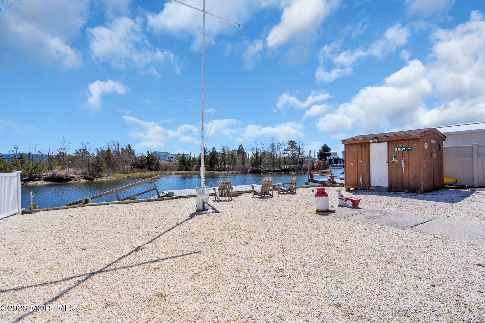 413 Twin Lakes Boulevard