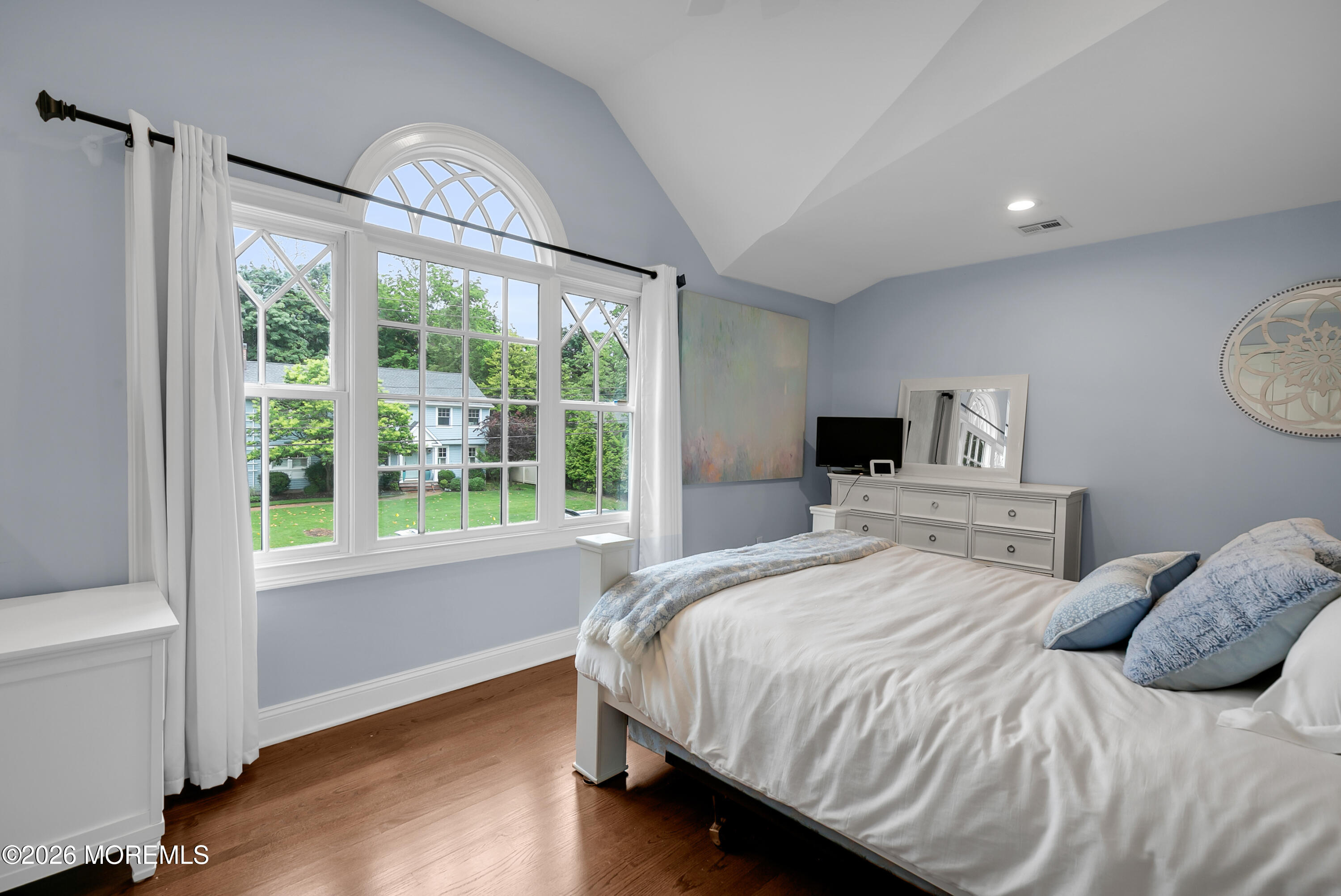 9 Briarwood Road