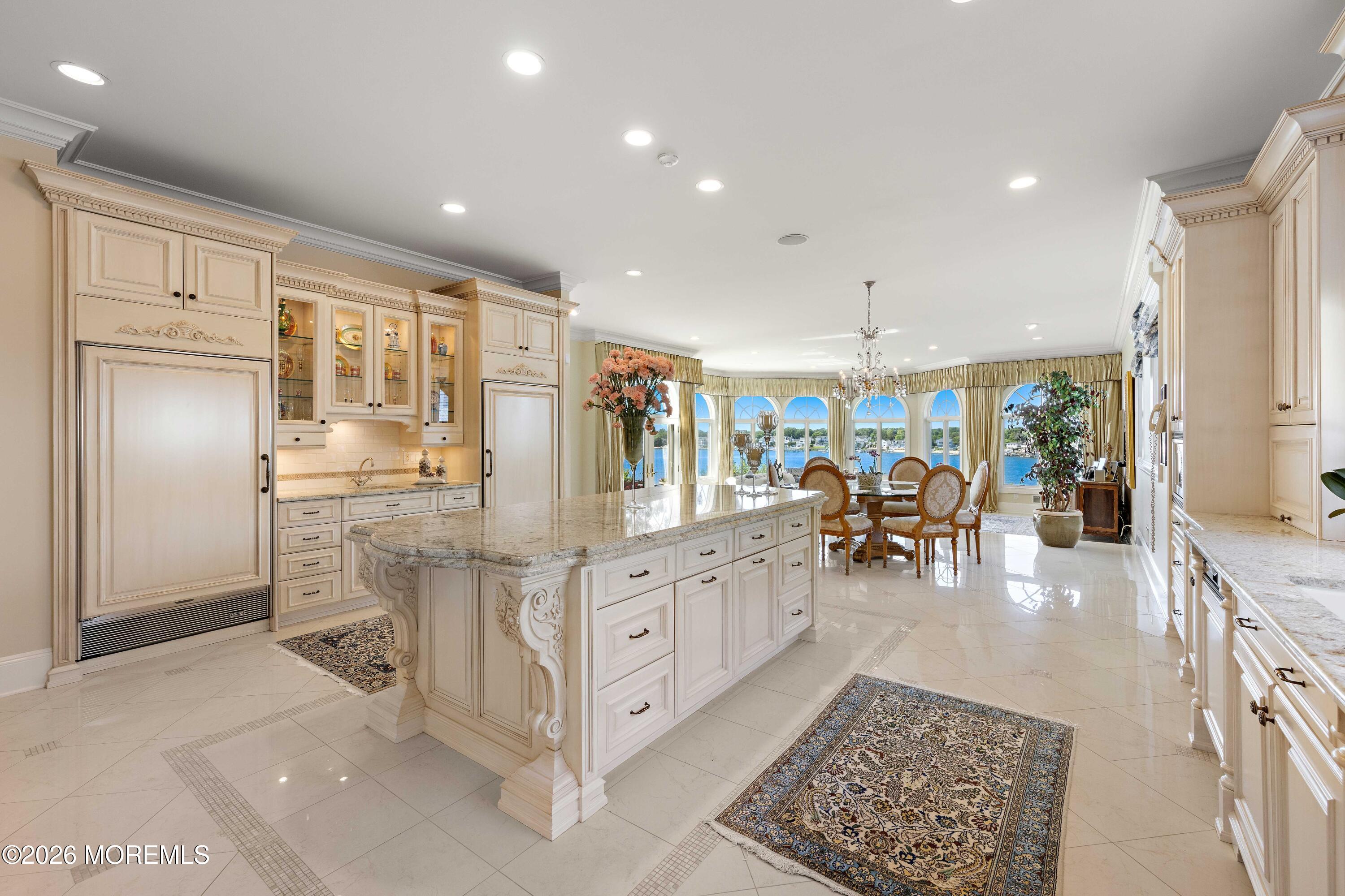 1015 Forrest Road