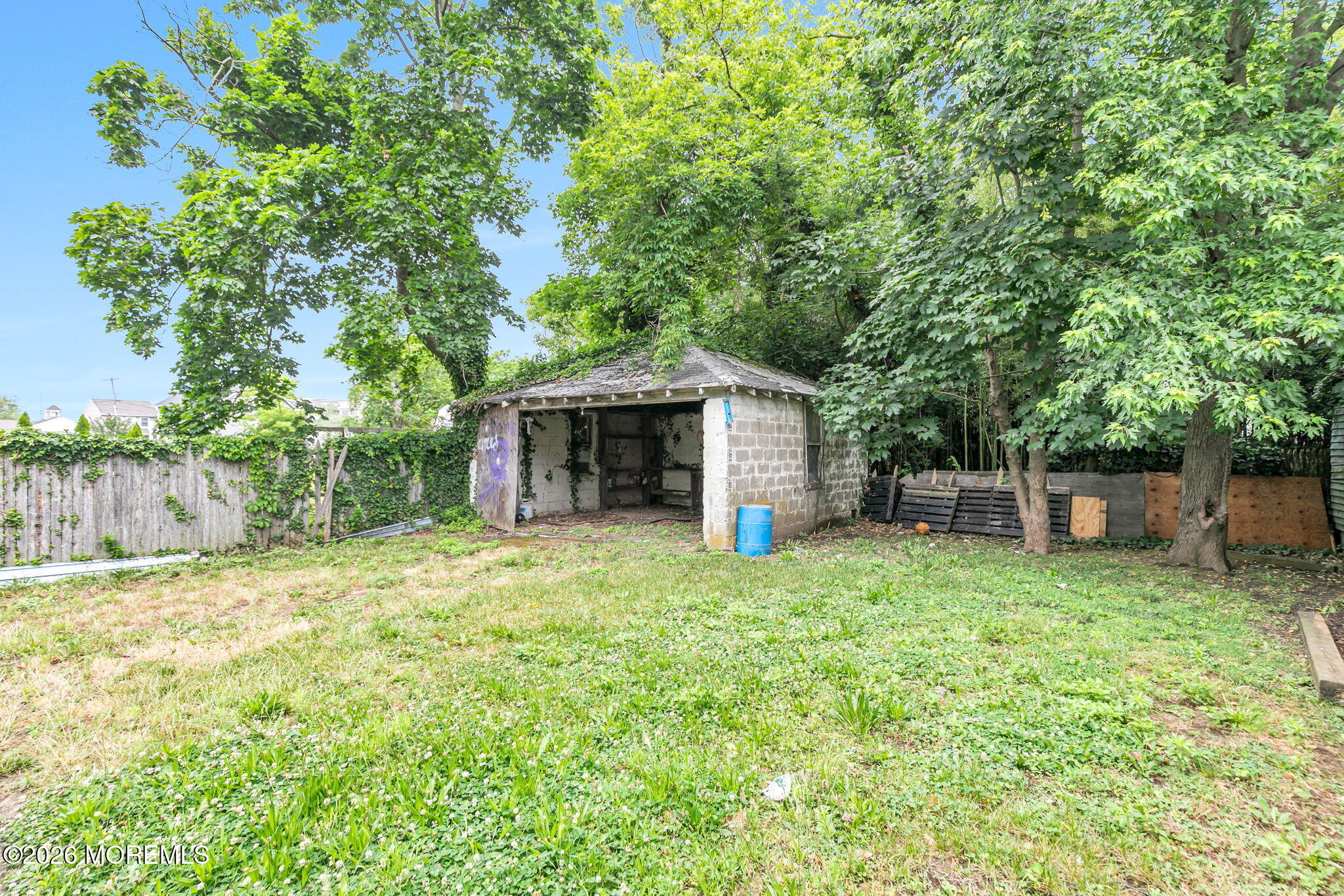 167 2nd Avenue