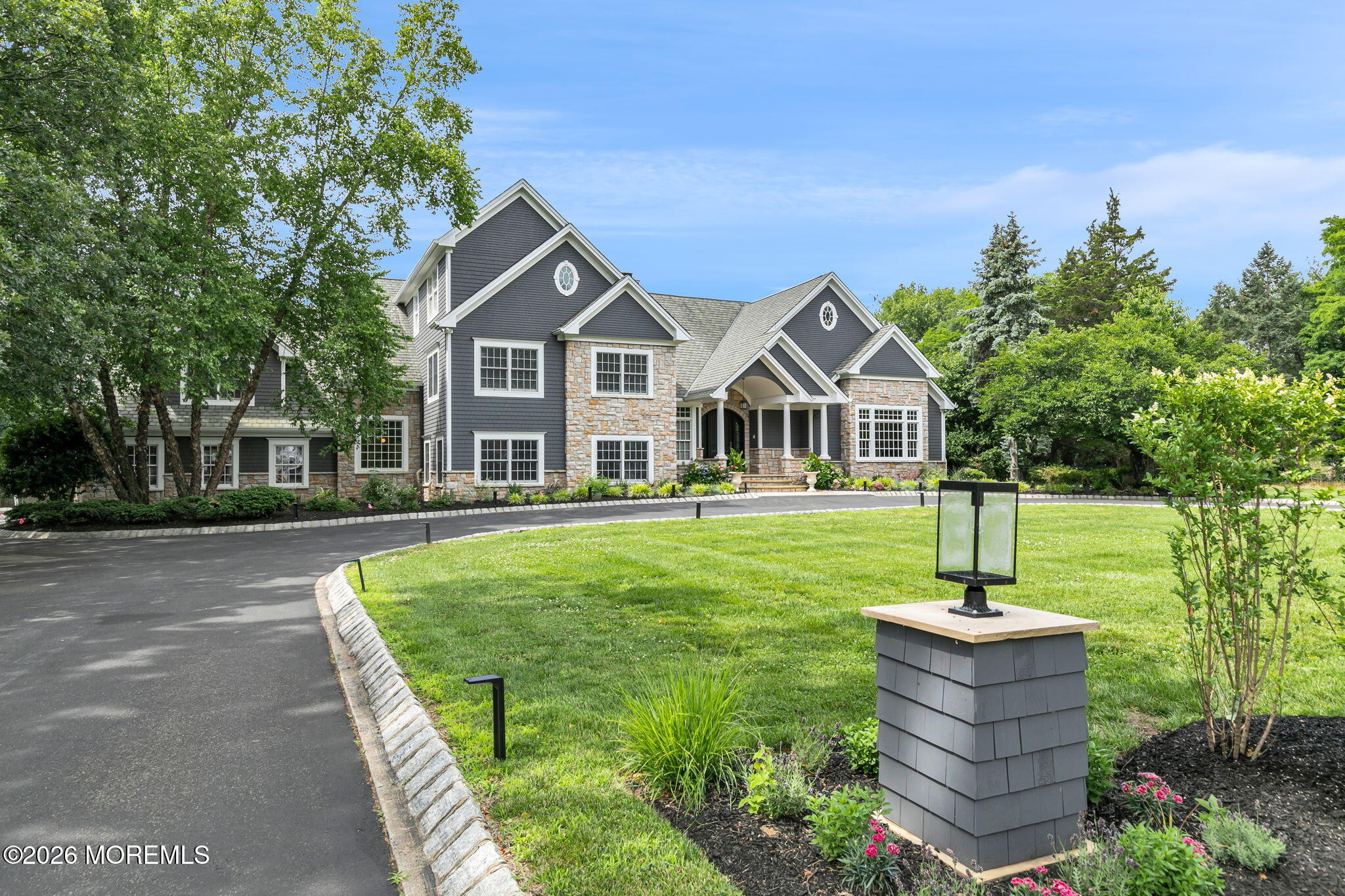 8 Black Point Horseshoe Street