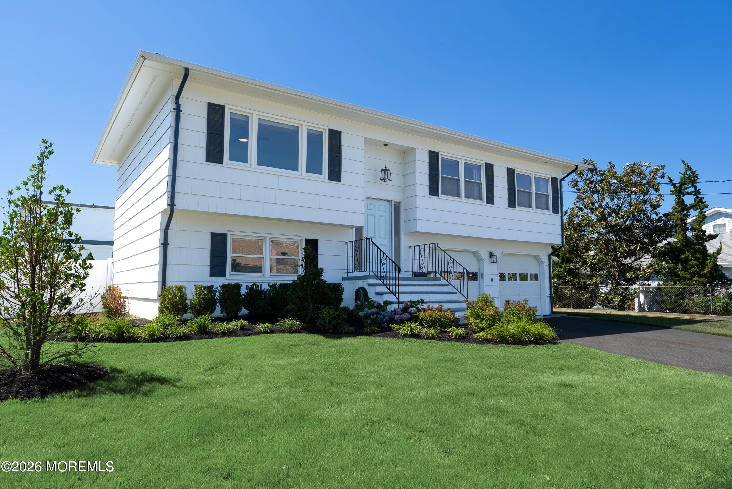 8 Woolley Street