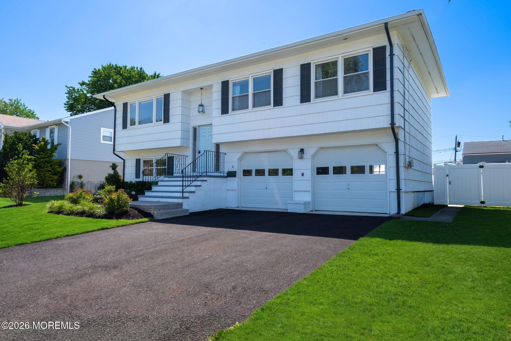 8 Woolley Street