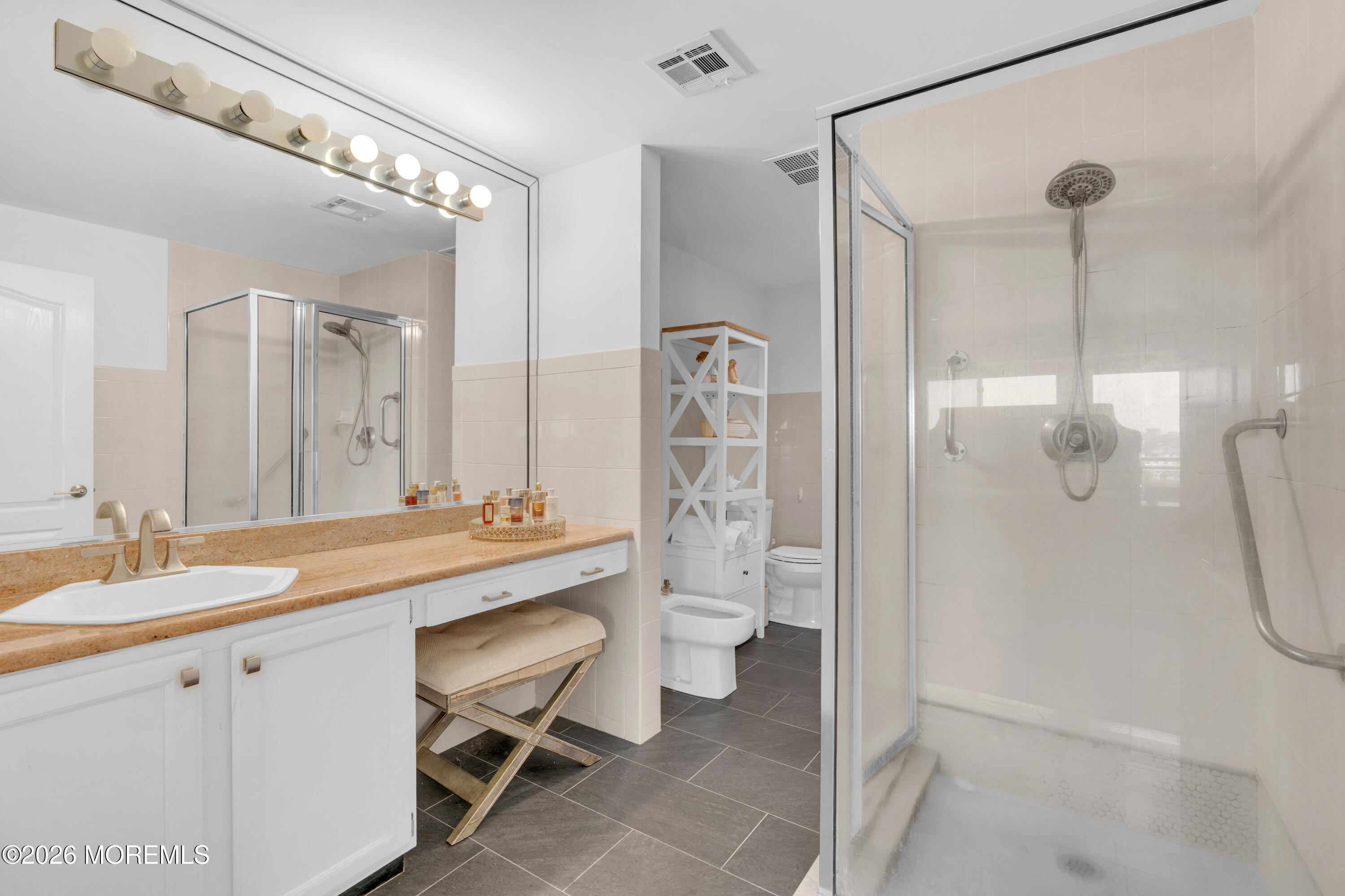 525 Ocean Boulevard 501
