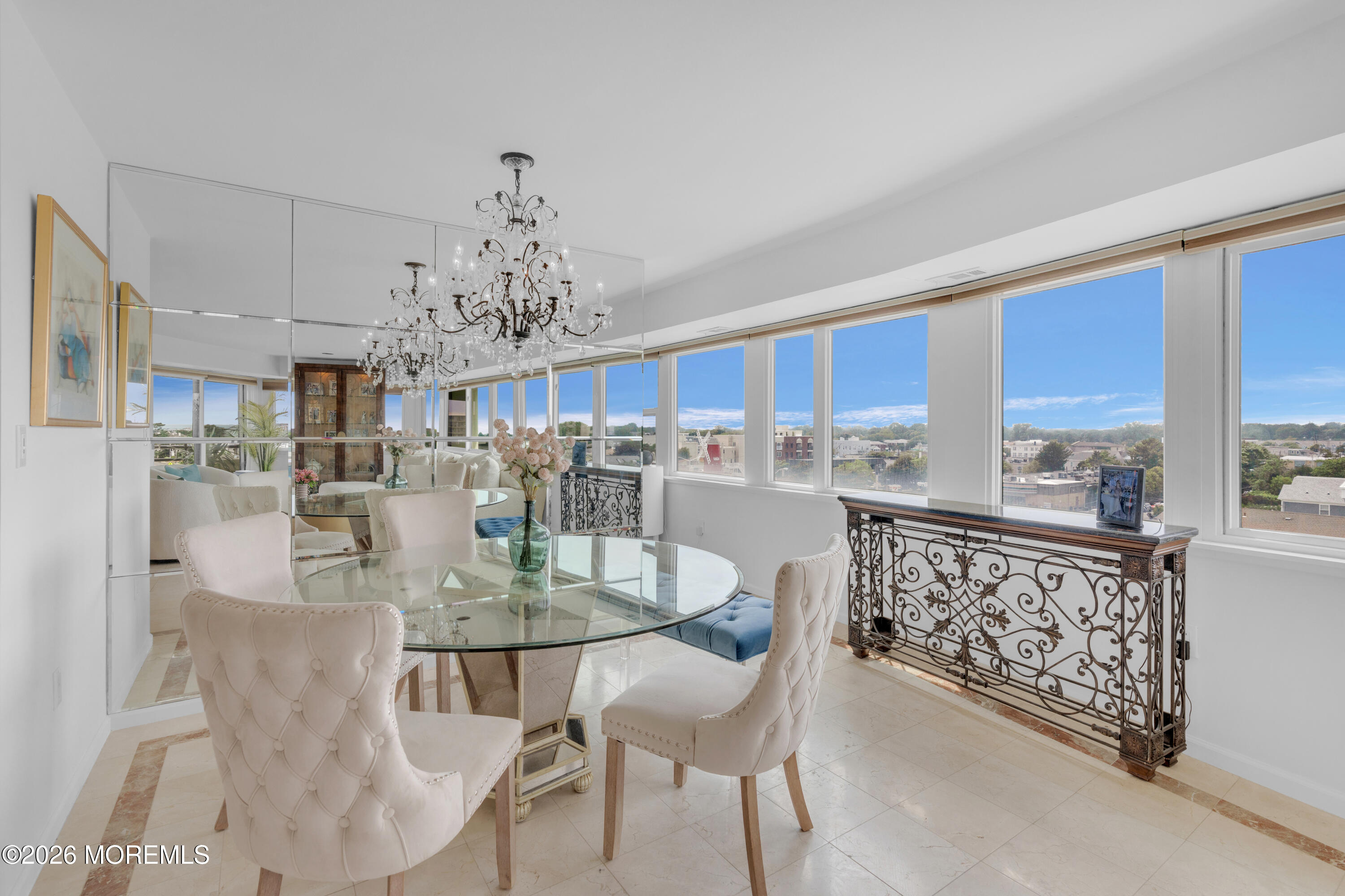525 Ocean Boulevard 501