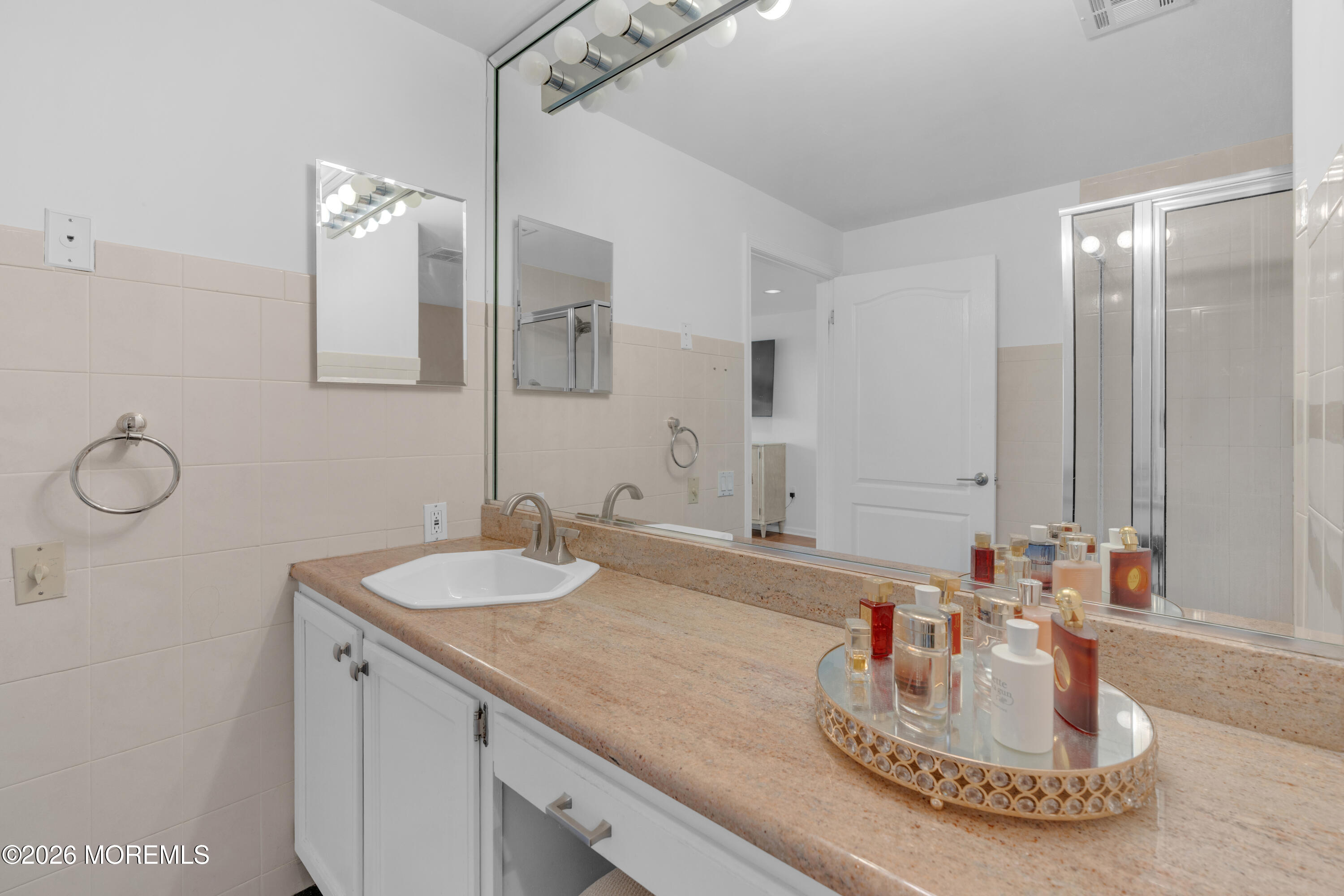 525 Ocean Boulevard 501