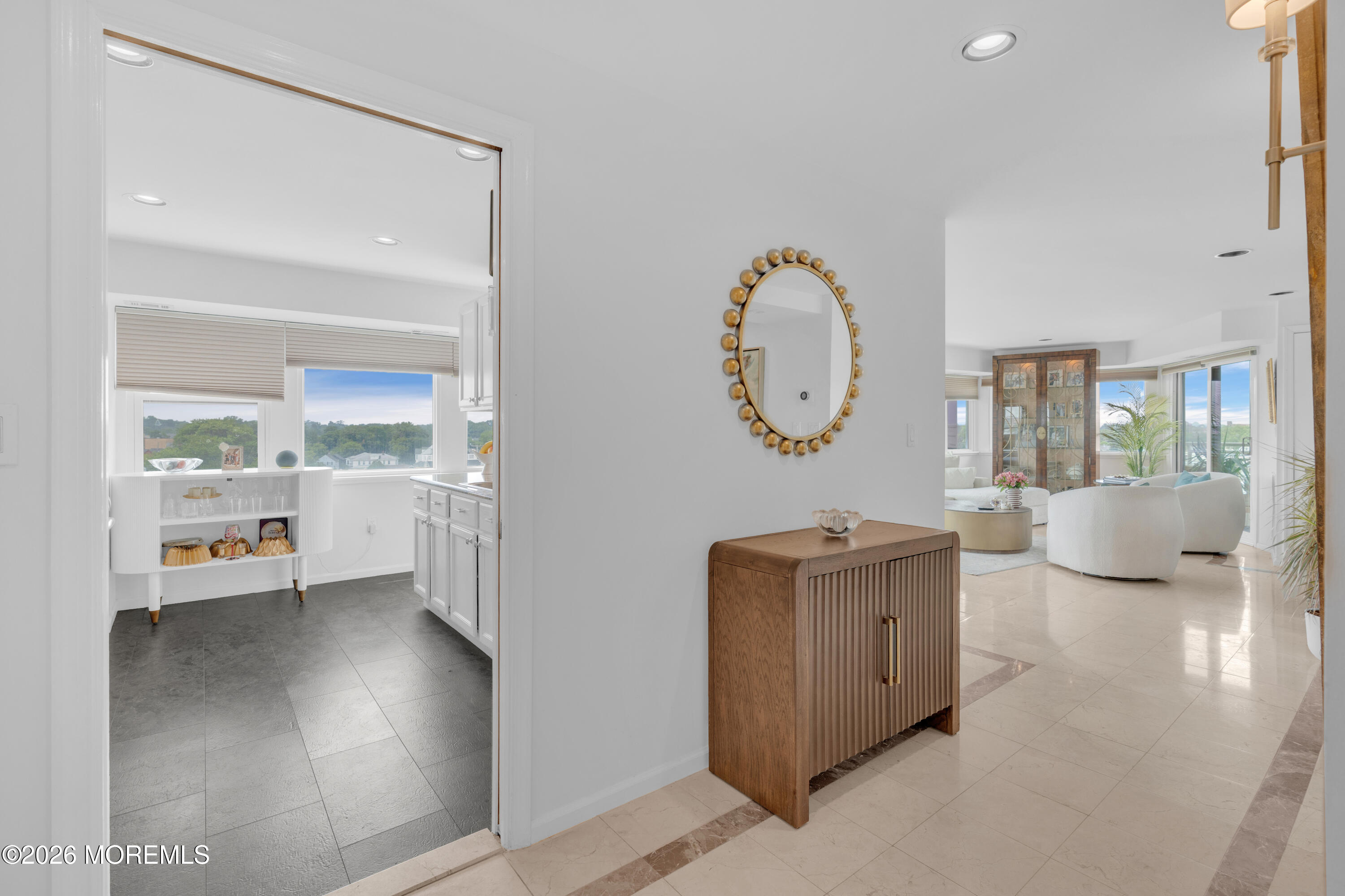 525 Ocean Boulevard 501