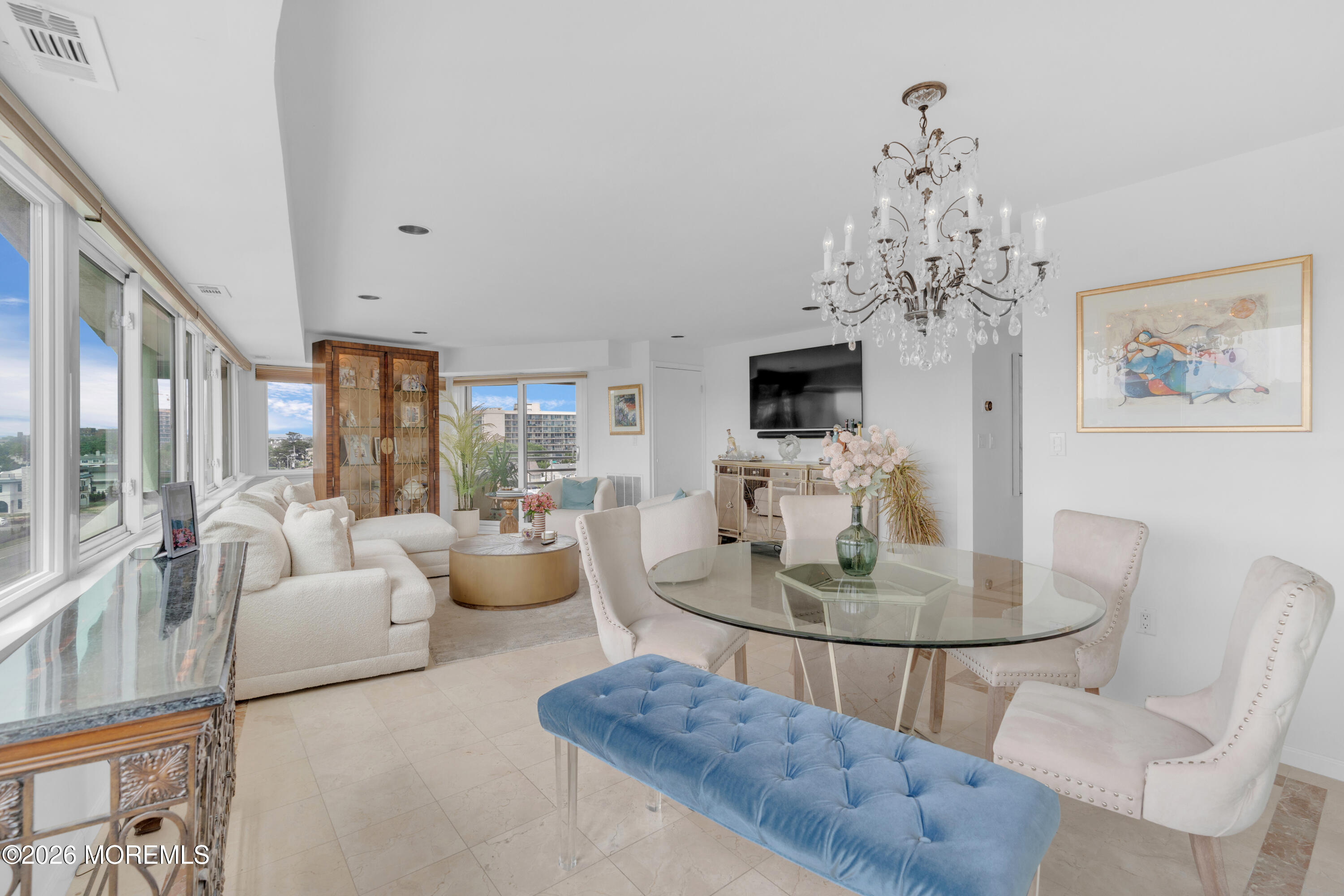 525 Ocean Boulevard 501