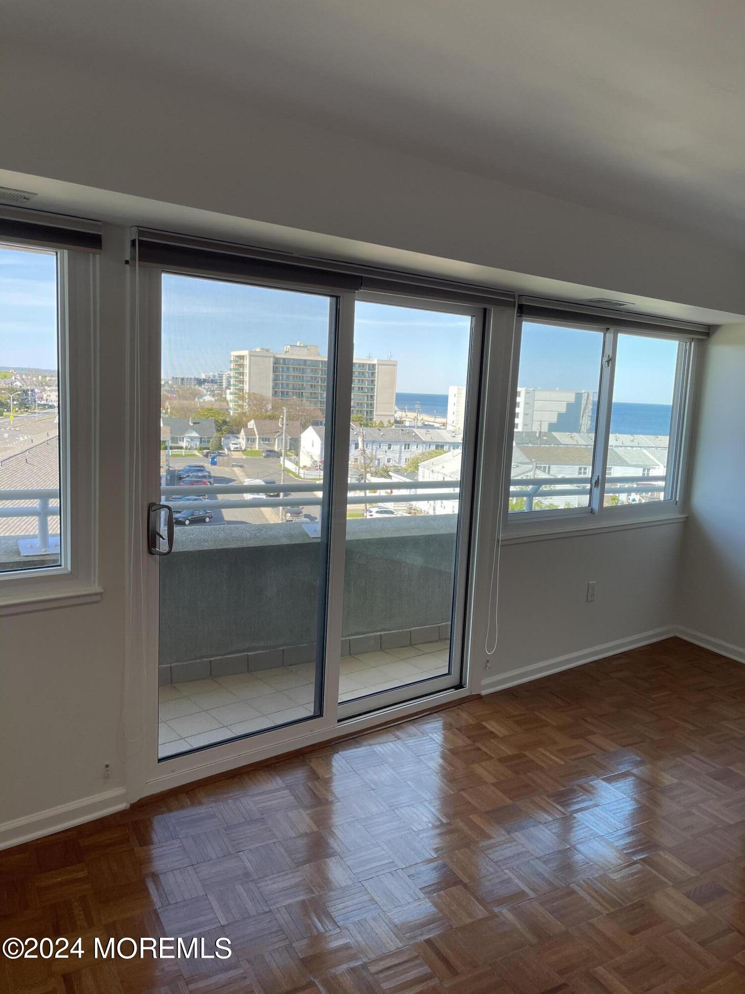 525 Ocean Boulevard 501
