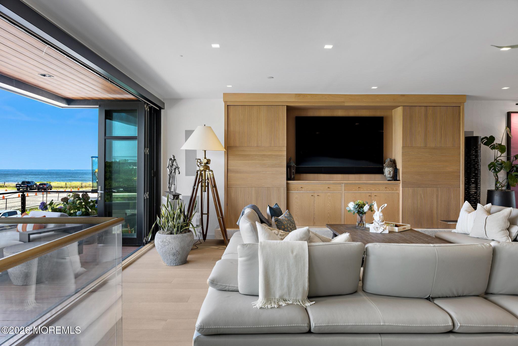 14 Seaview Avenue