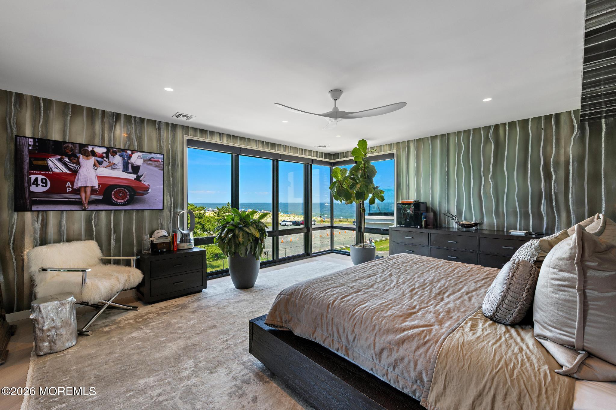 14 Seaview Avenue