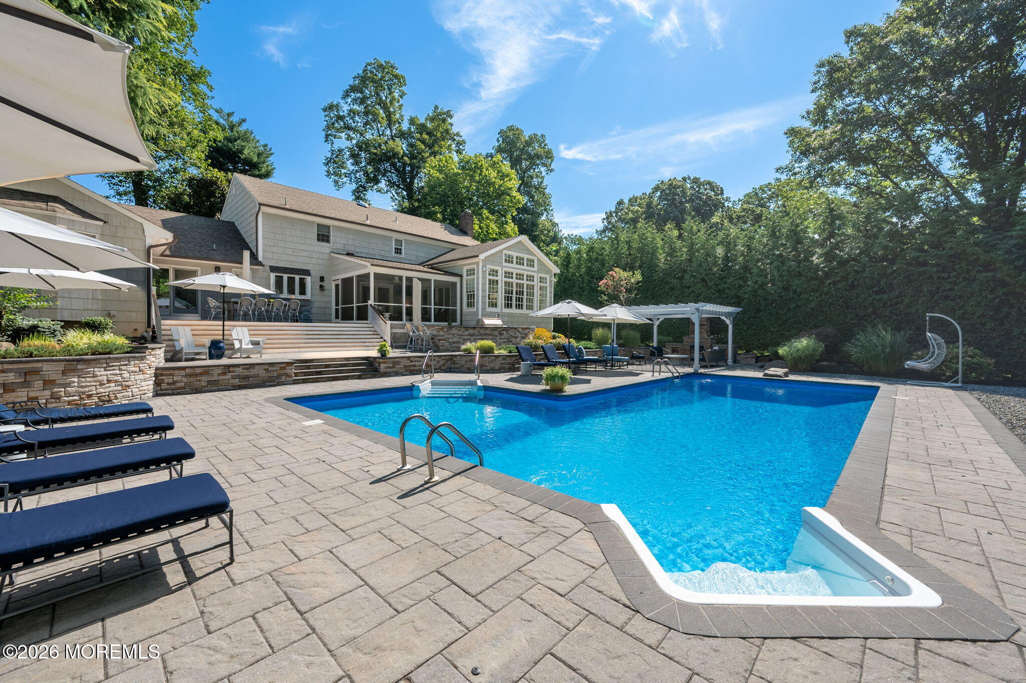 14 Circle Drive