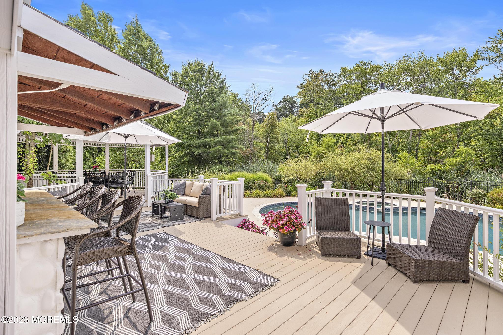 7 Twin Lakes Drive