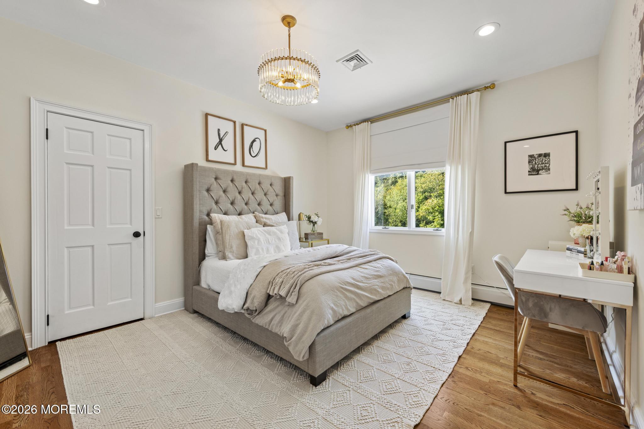 7 Twin Lakes Drive