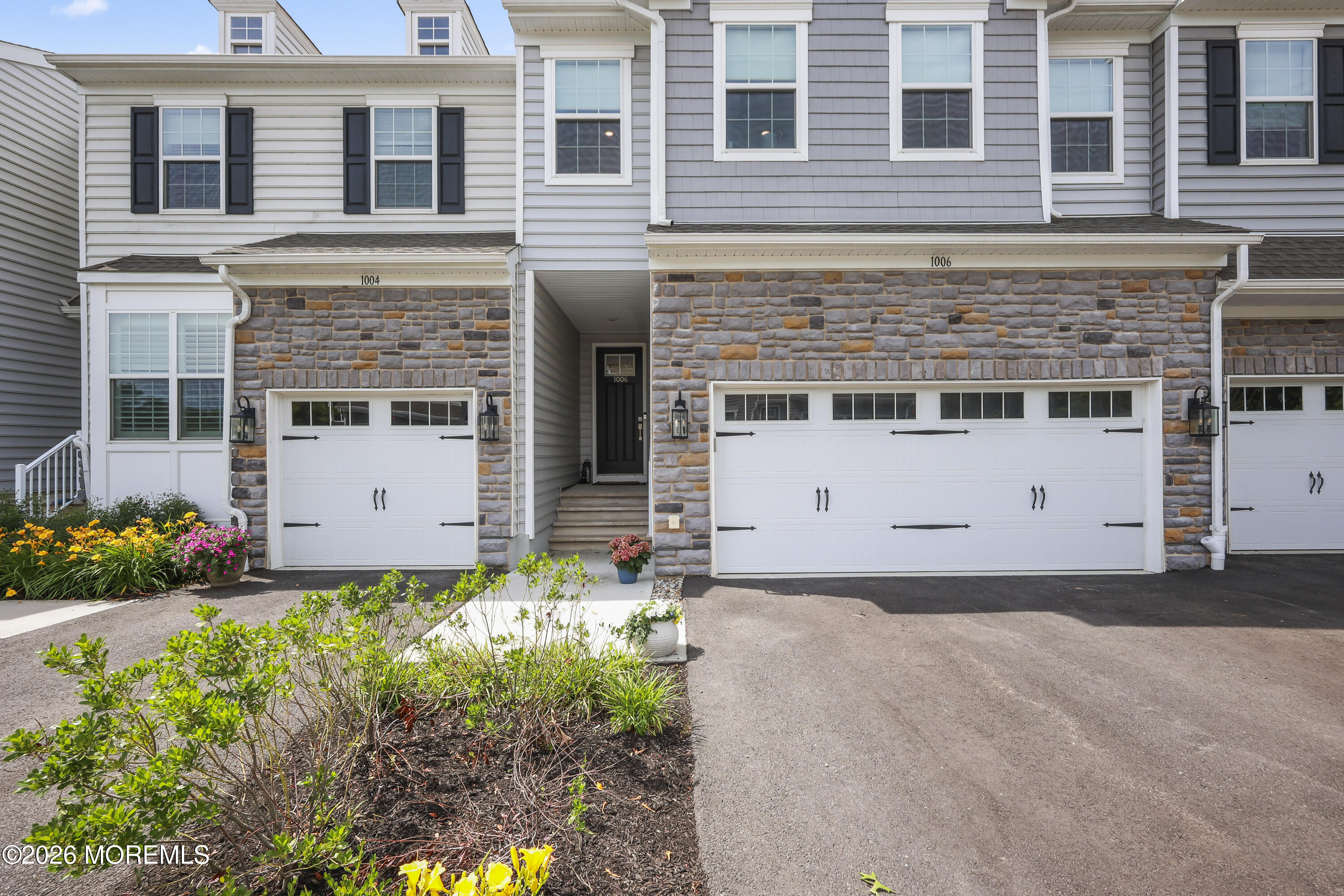 1006 Pheasant Lane #204