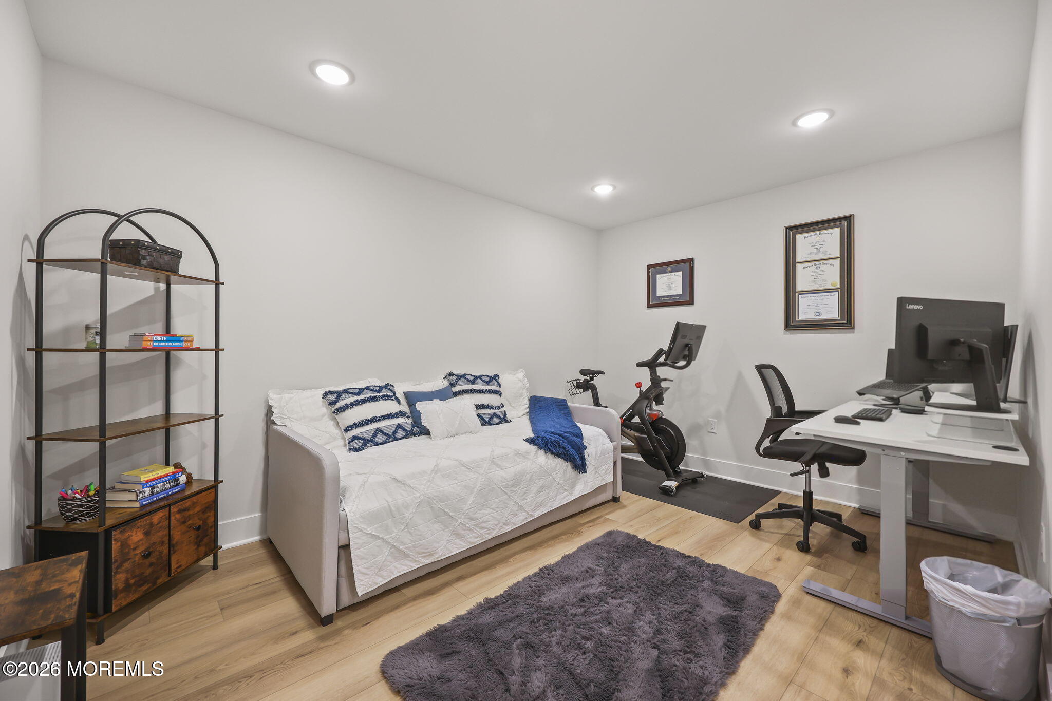 1006 Pheasant Lane #204