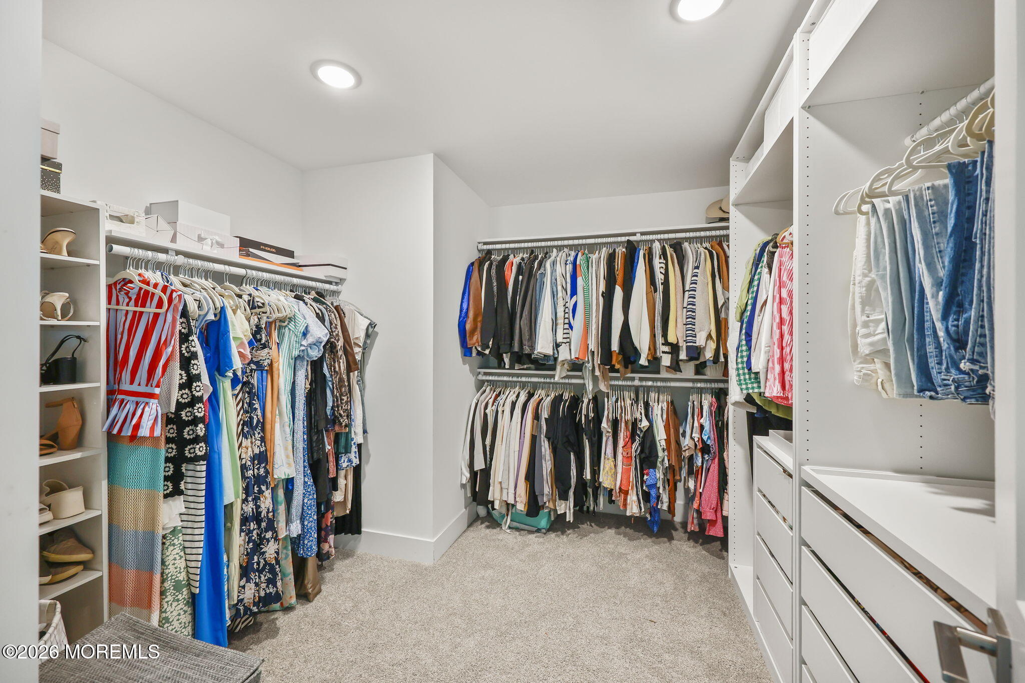 1006 Pheasant Lane #204