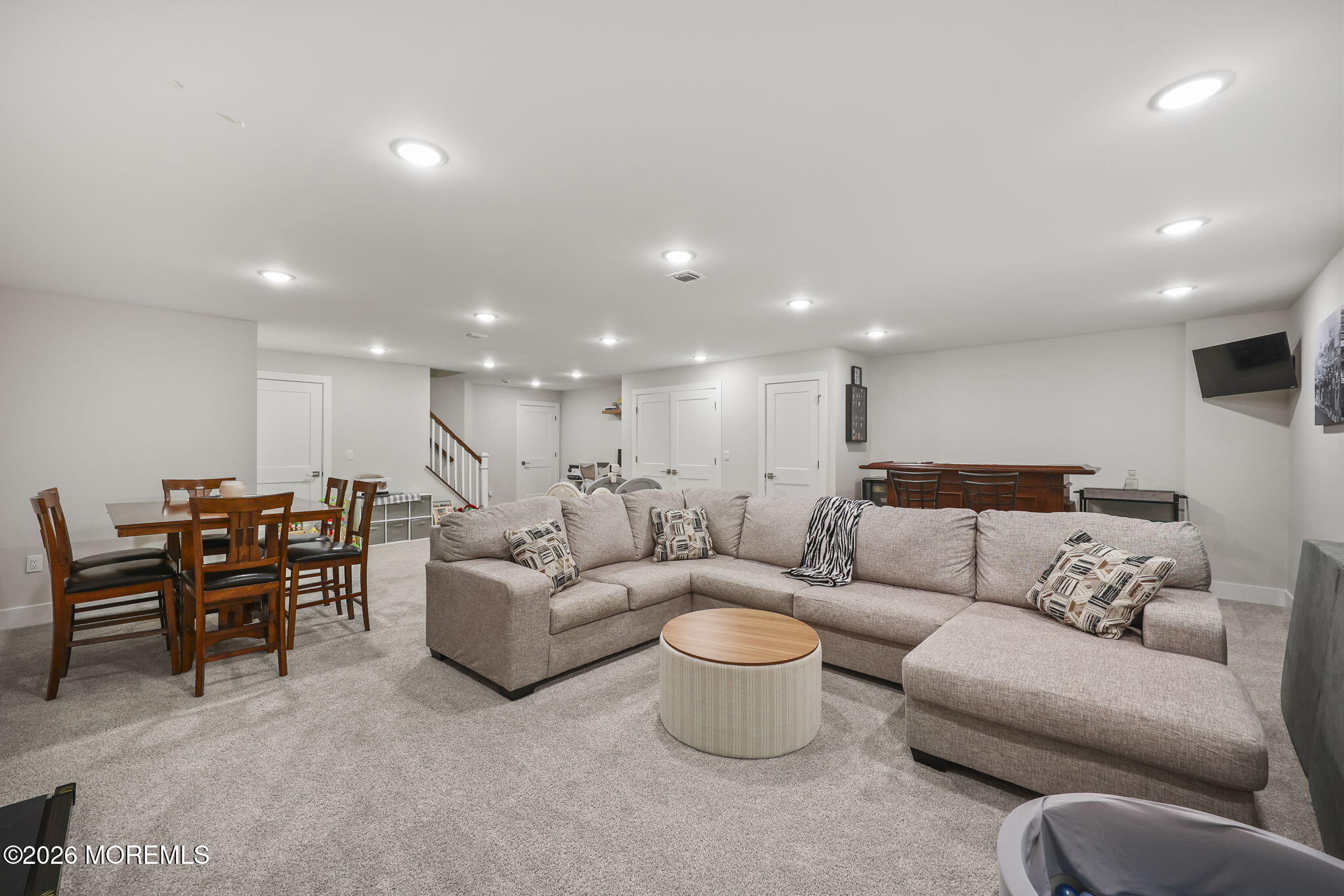 1006 Pheasant Lane #204